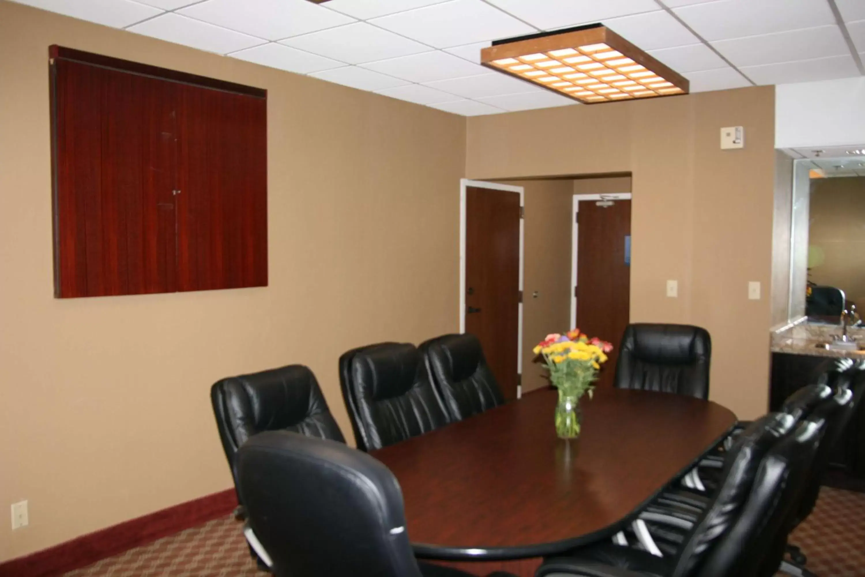 Meeting/conference room in Hampton Inn Commerce