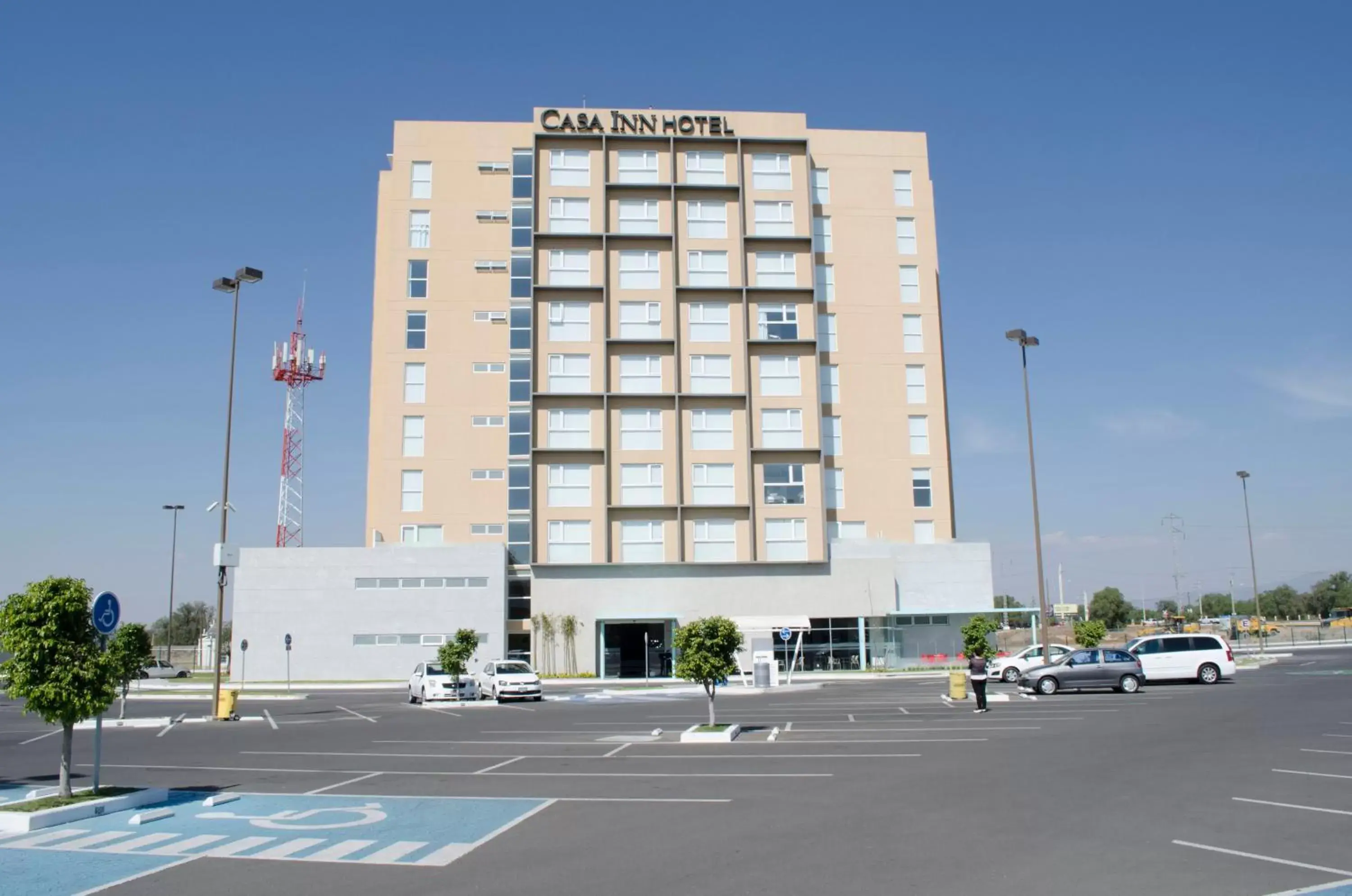 Facade/entrance, Property Building in Casa Inn Galerias Celaya