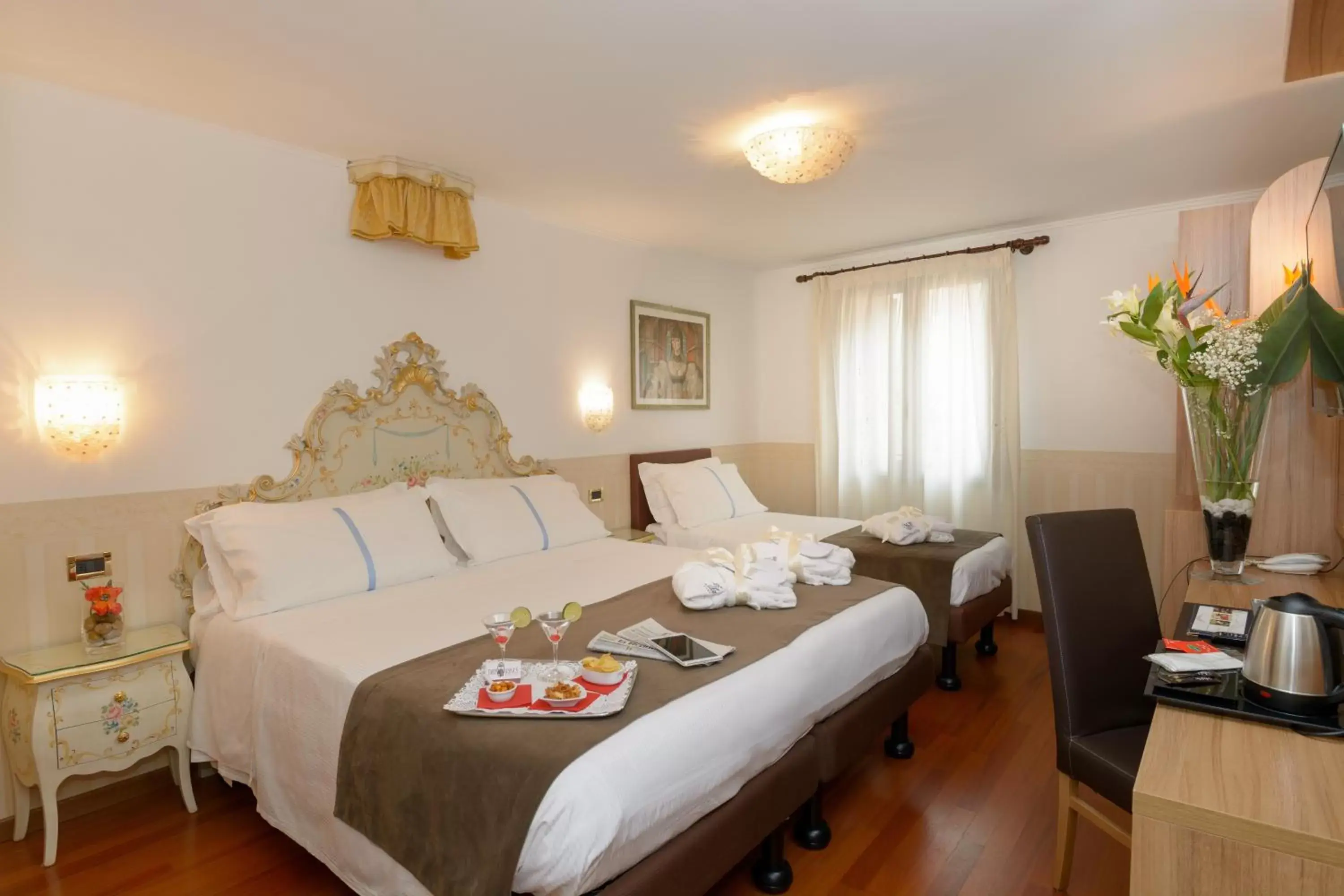 Day, Bed in UNAHOTELS Ala Venezia-Adults 16