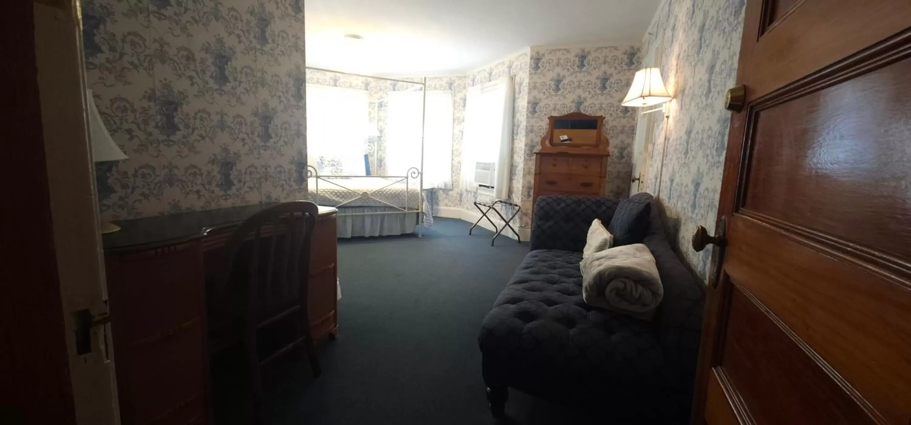 Seating Area in Old Orchard Beach Inn