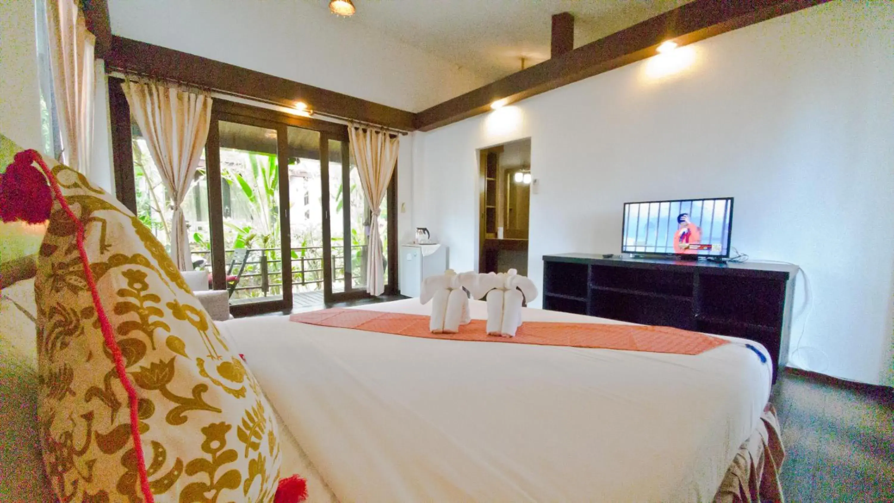 Bed in Sasitara Residence