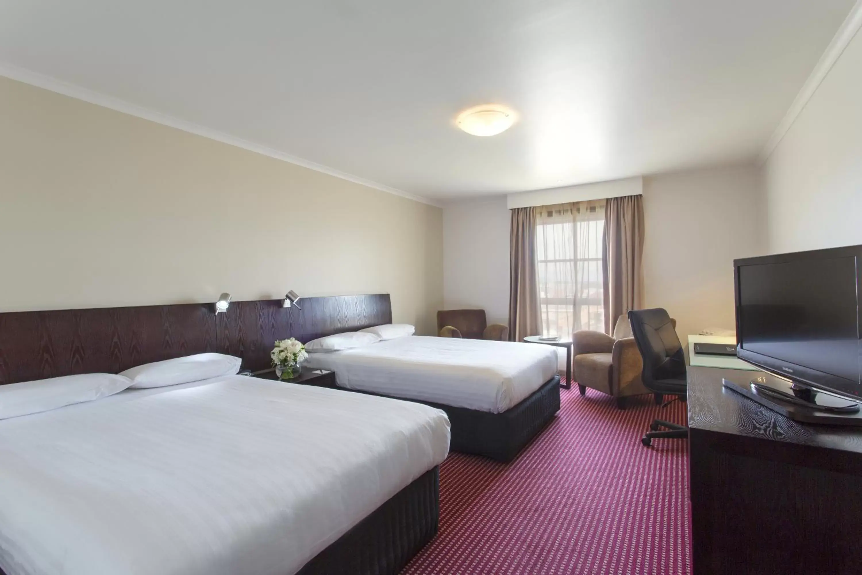 Day, Bed in Hotel Grand Chancellor Launceston Day, Bed in Hotel Grand Chancellor Launceston