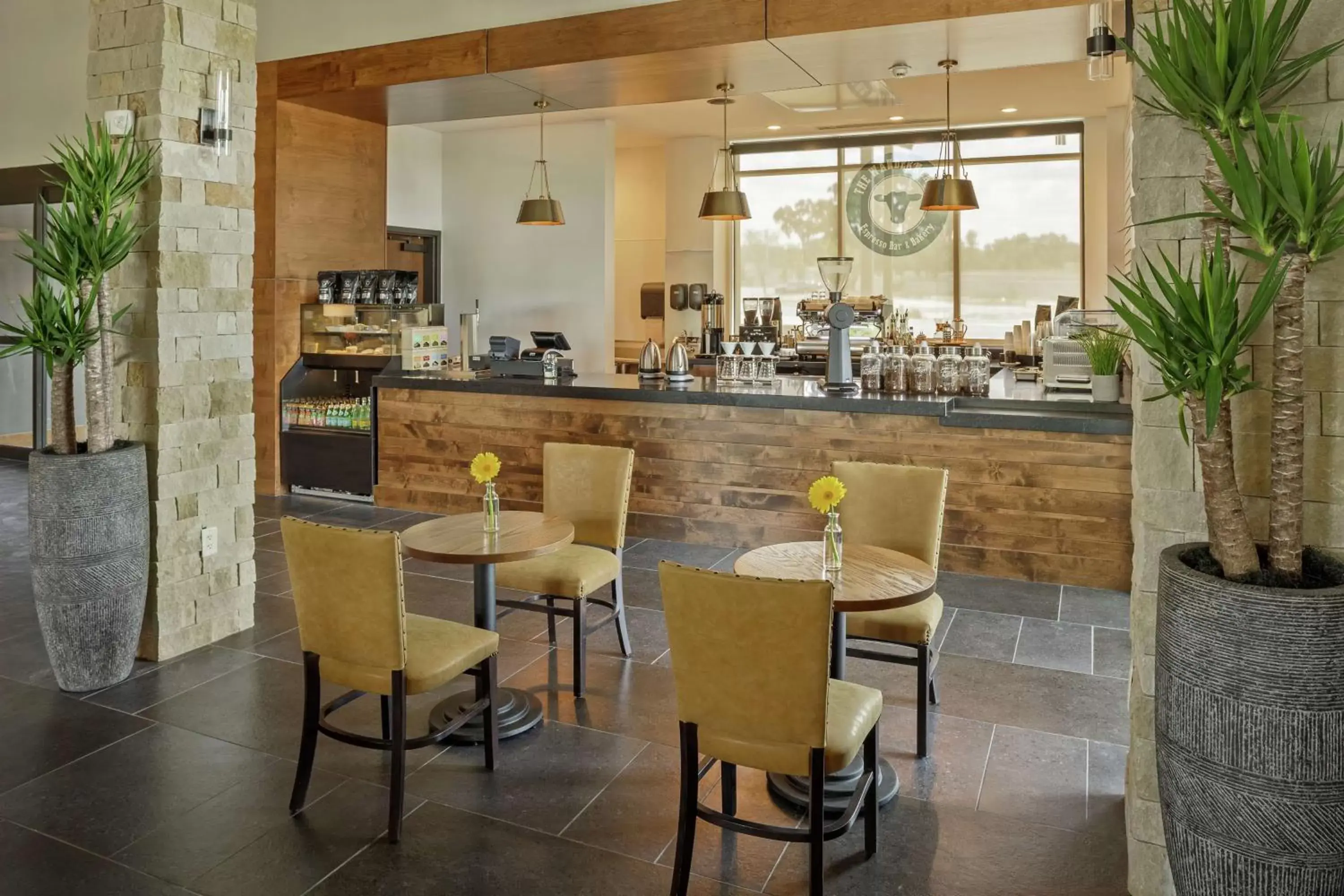 Dining area, Restaurant/Places to Eat in The Bevy Hotel Boerne, A Doubletree By Hilton