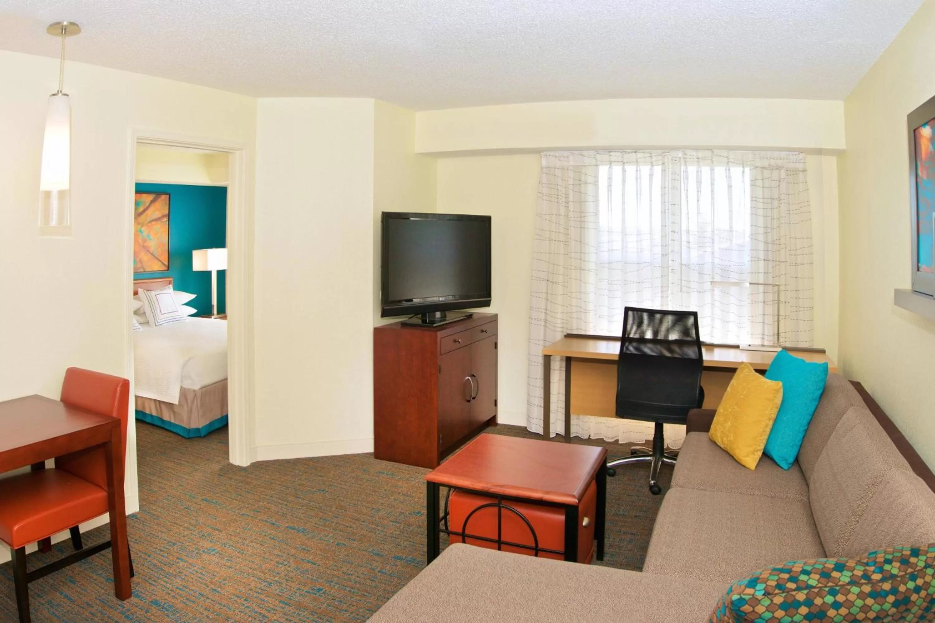 Living room, Bed in Residence Inn by Marriott Evansville East