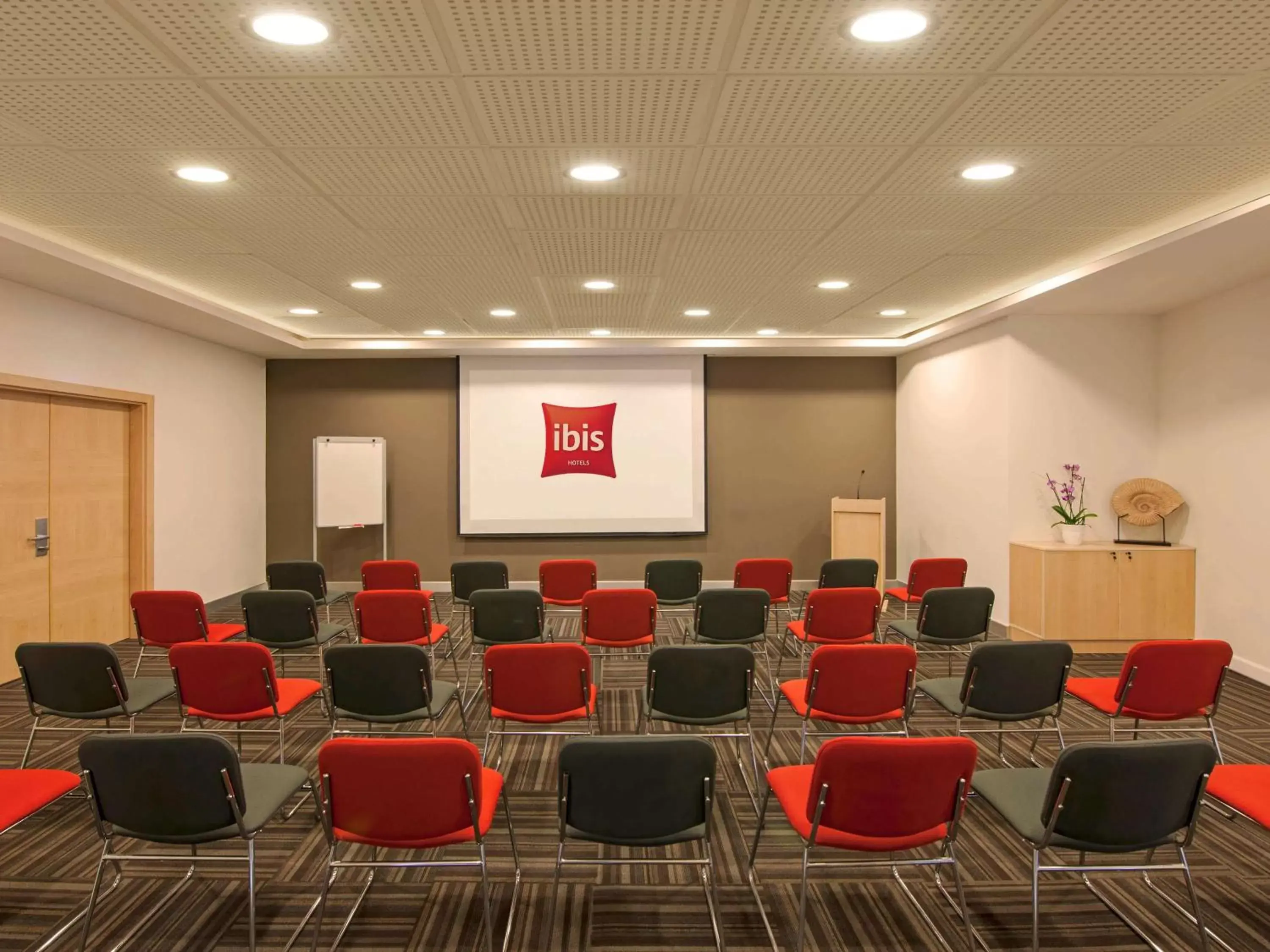 Meeting/conference room in Ibis Izmir Alsancak