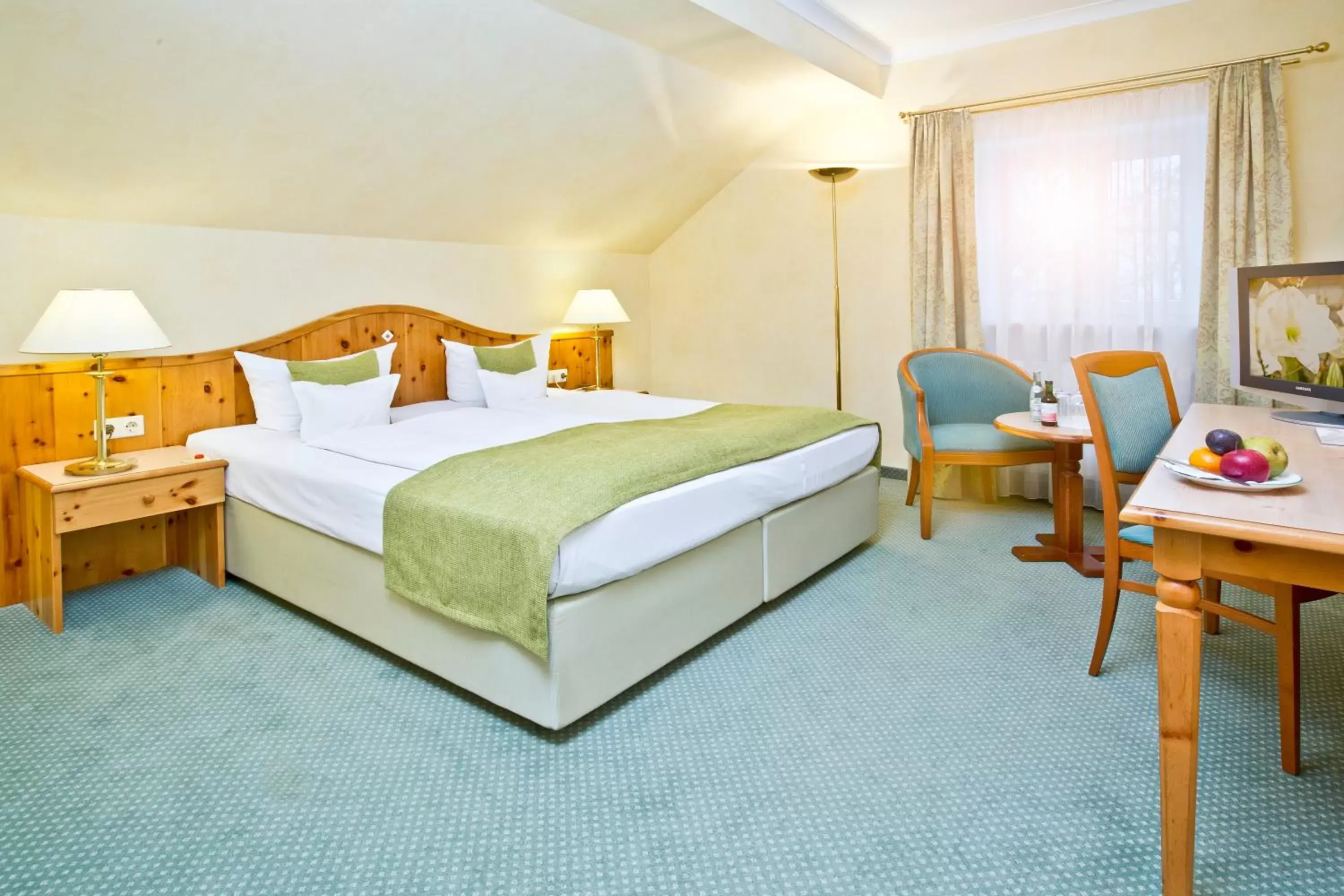 Classic Double Room - Annex in Hotel Freisinger Hof