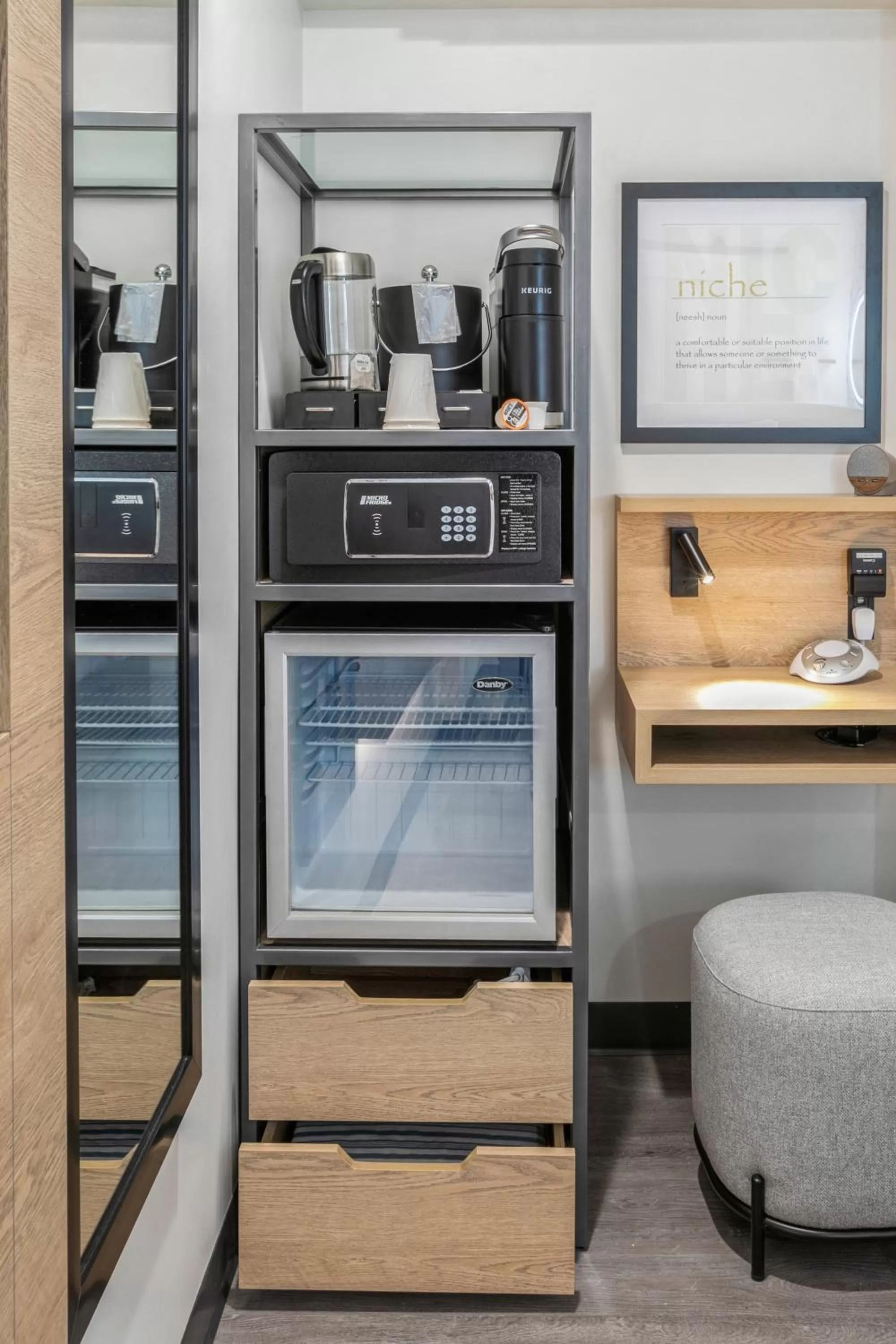 Coffee/tea facilities in Kasa Niche Hotel Redwood City