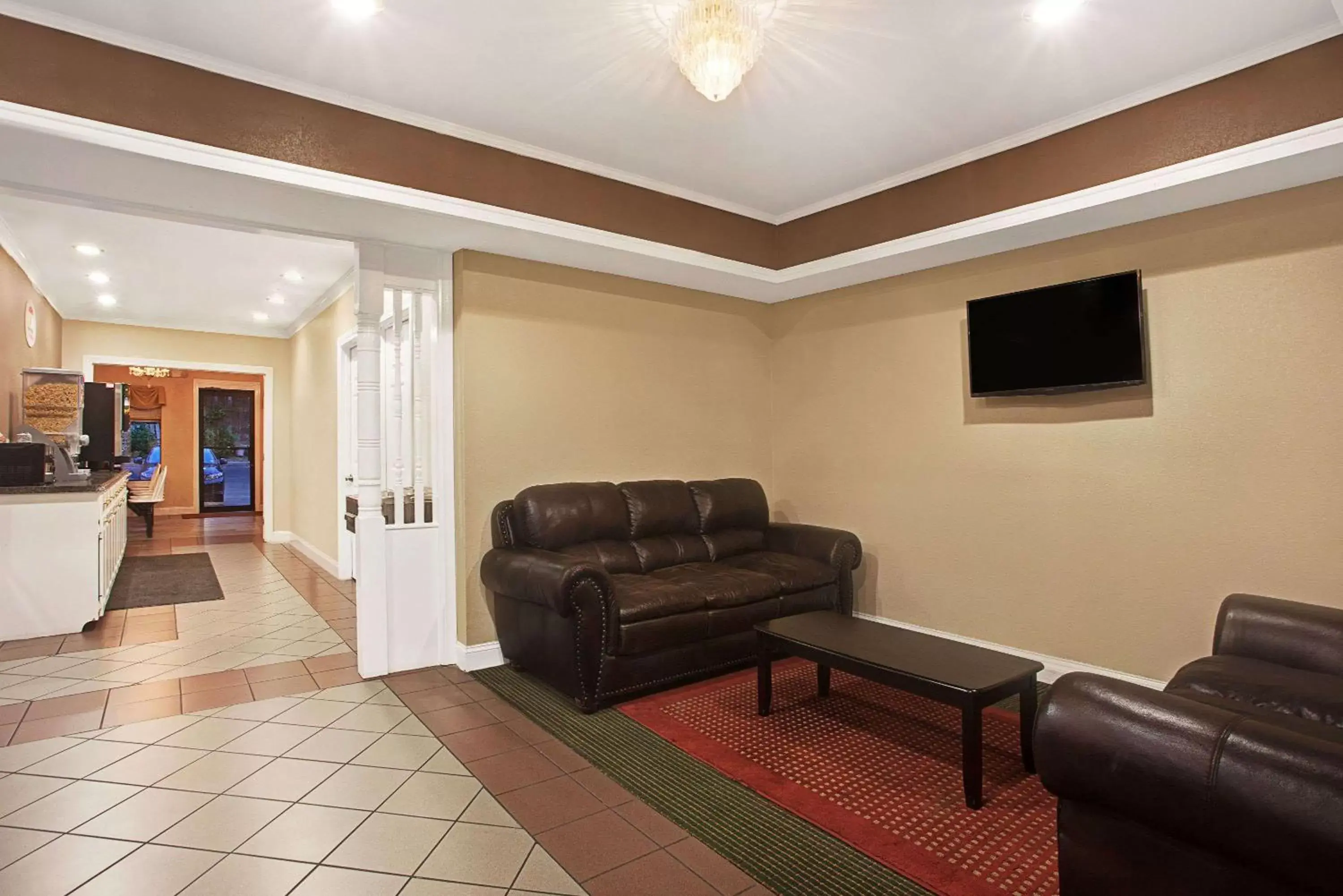 Lobby or reception, Seating Area in Super 8 by Wyndham Pearl/Jackson/East