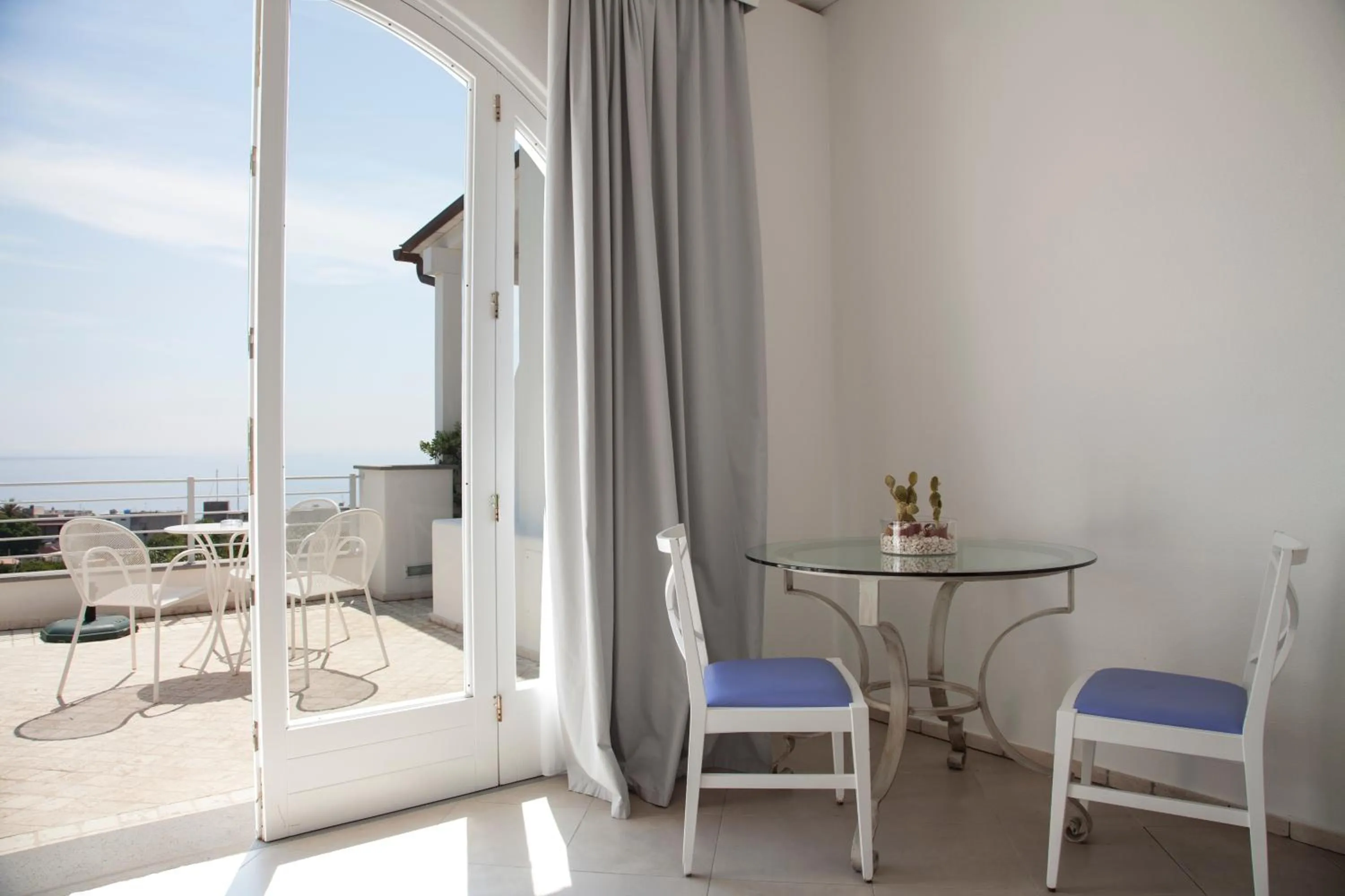 Living room in Hotel Mea - Aeolian Charme