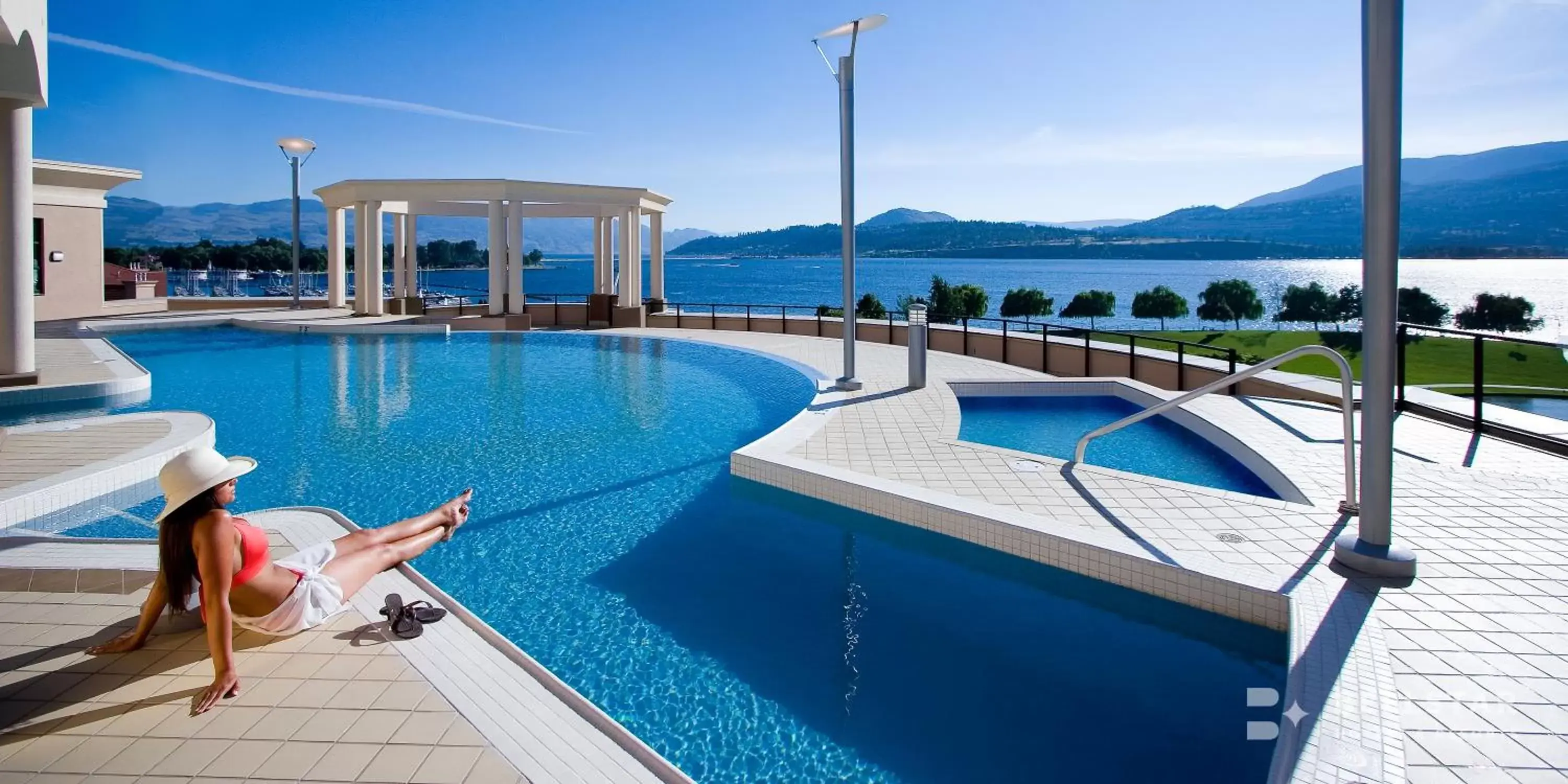 Lake view, Swimming Pool in The Royal Kelowna - Bellstar Hotels & Resorts