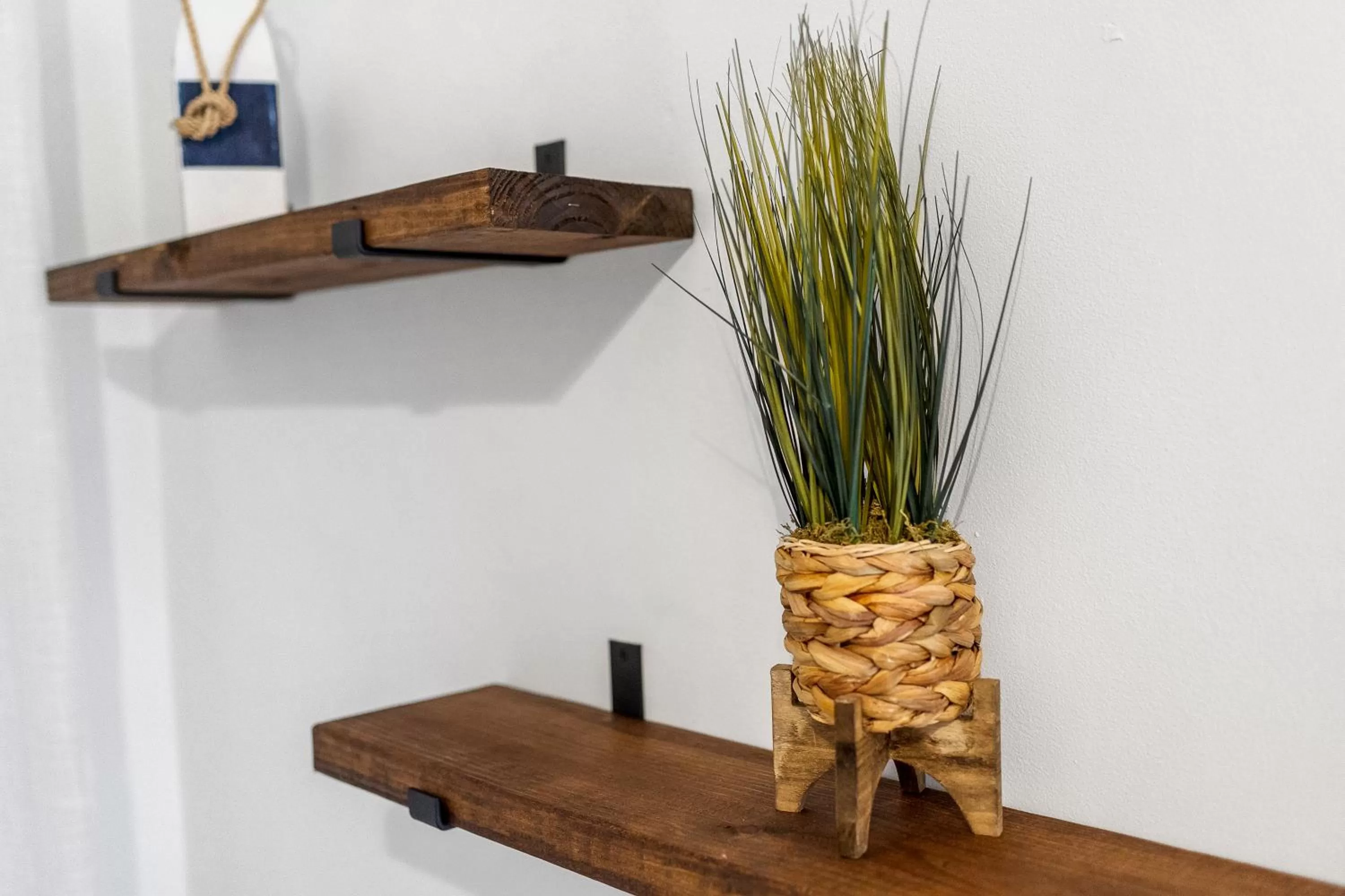 Decorative detail in CocoBay 2BR Condos Near Beach, Galleria Mall, Wilton Manors, Cruise Port