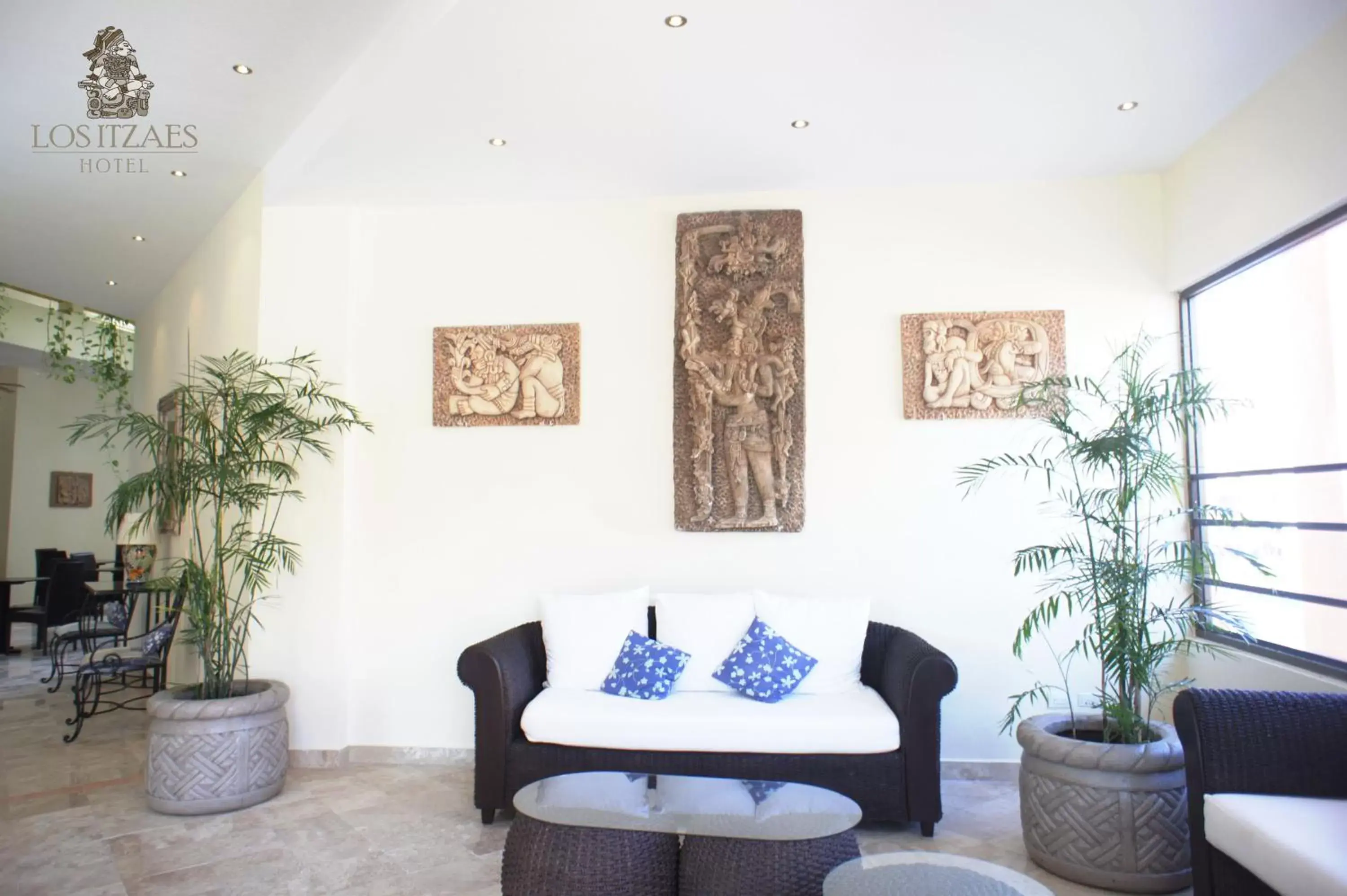 Lobby or reception, Seating Area in Hotel Los Itzaes by 5th av