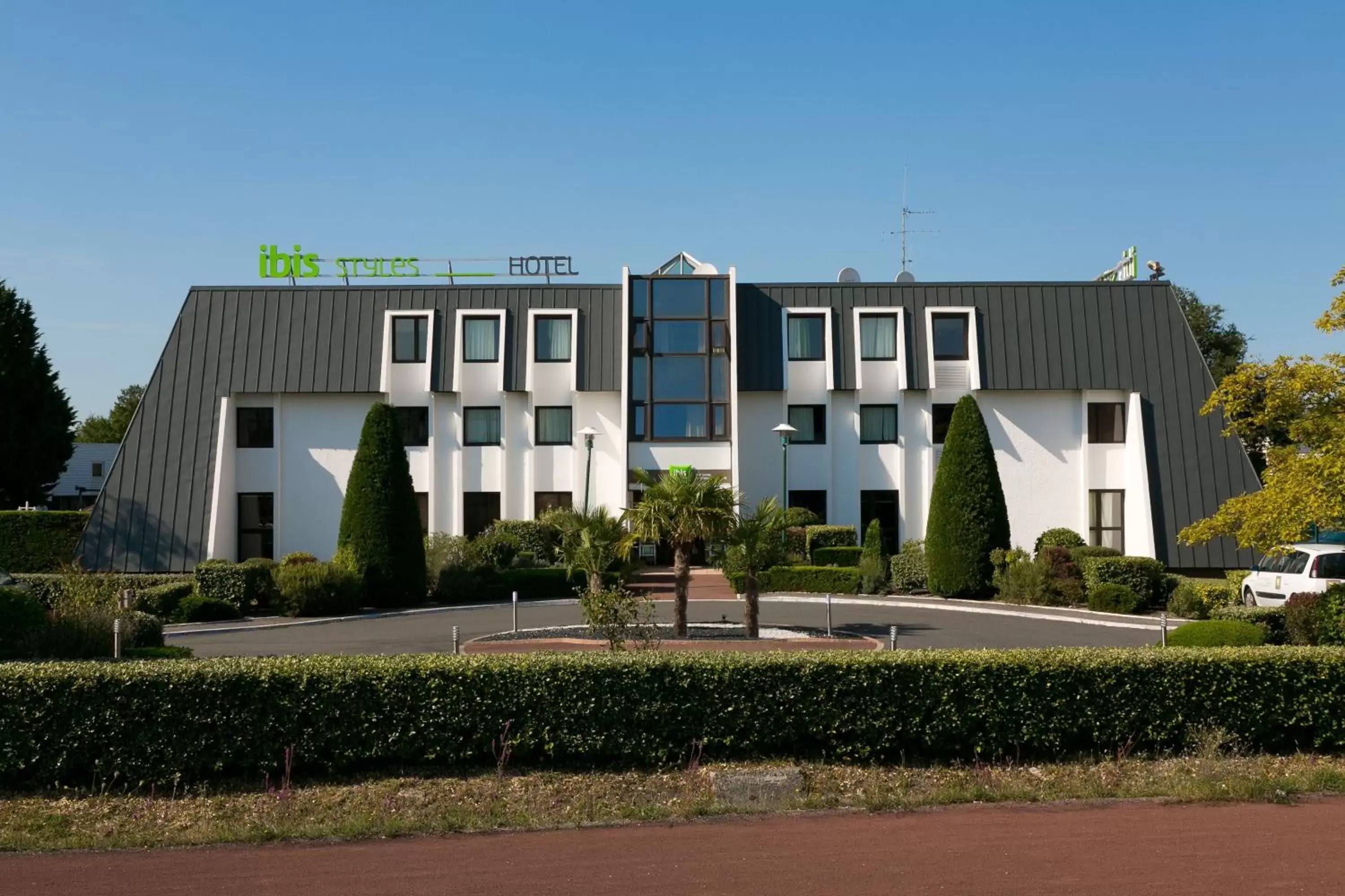 Facade/entrance, Property Building in ibis Styles Bordeaux Aéroport