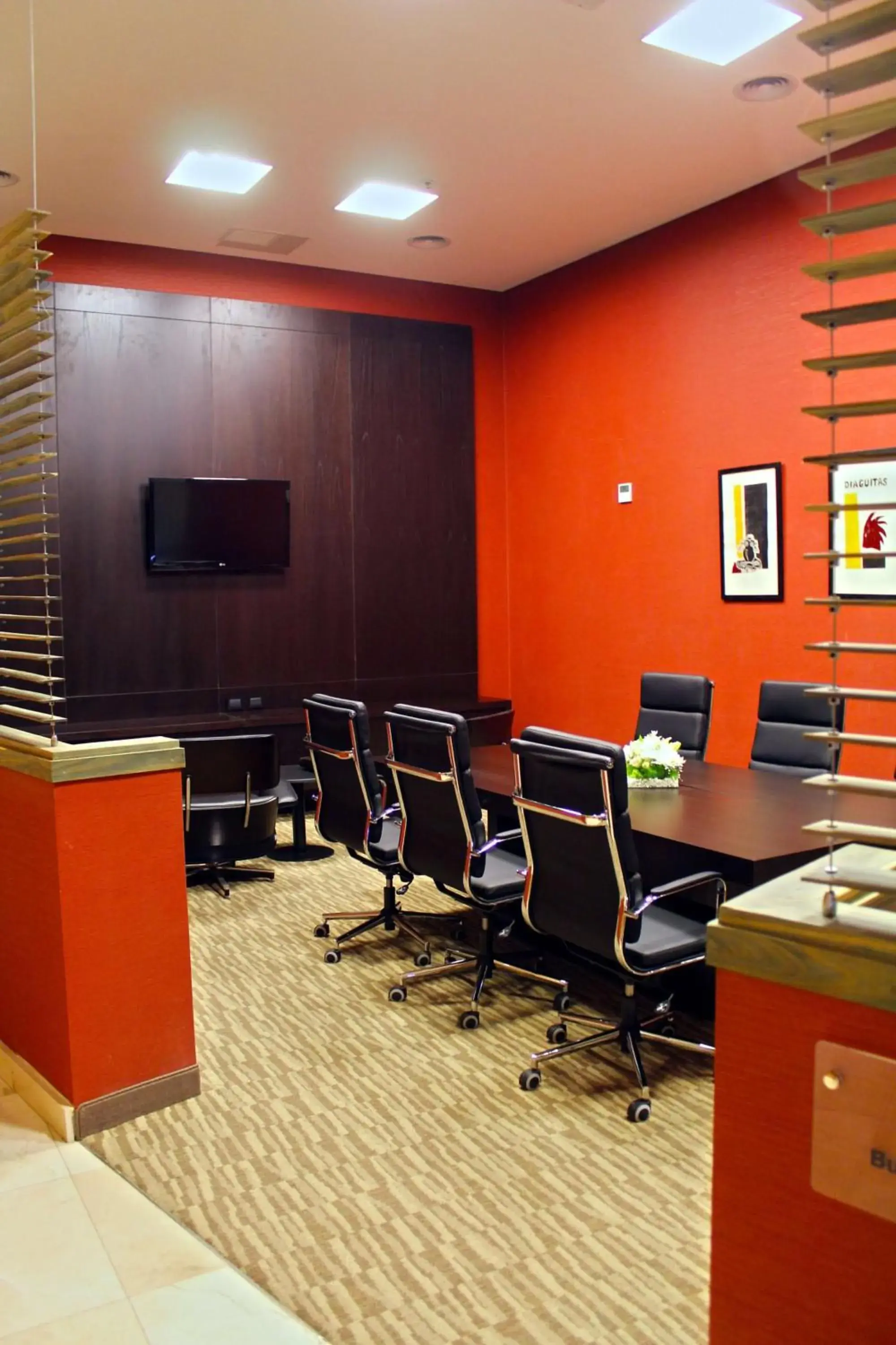 Business facilities in DoubleTree by Hilton Austin-University Area