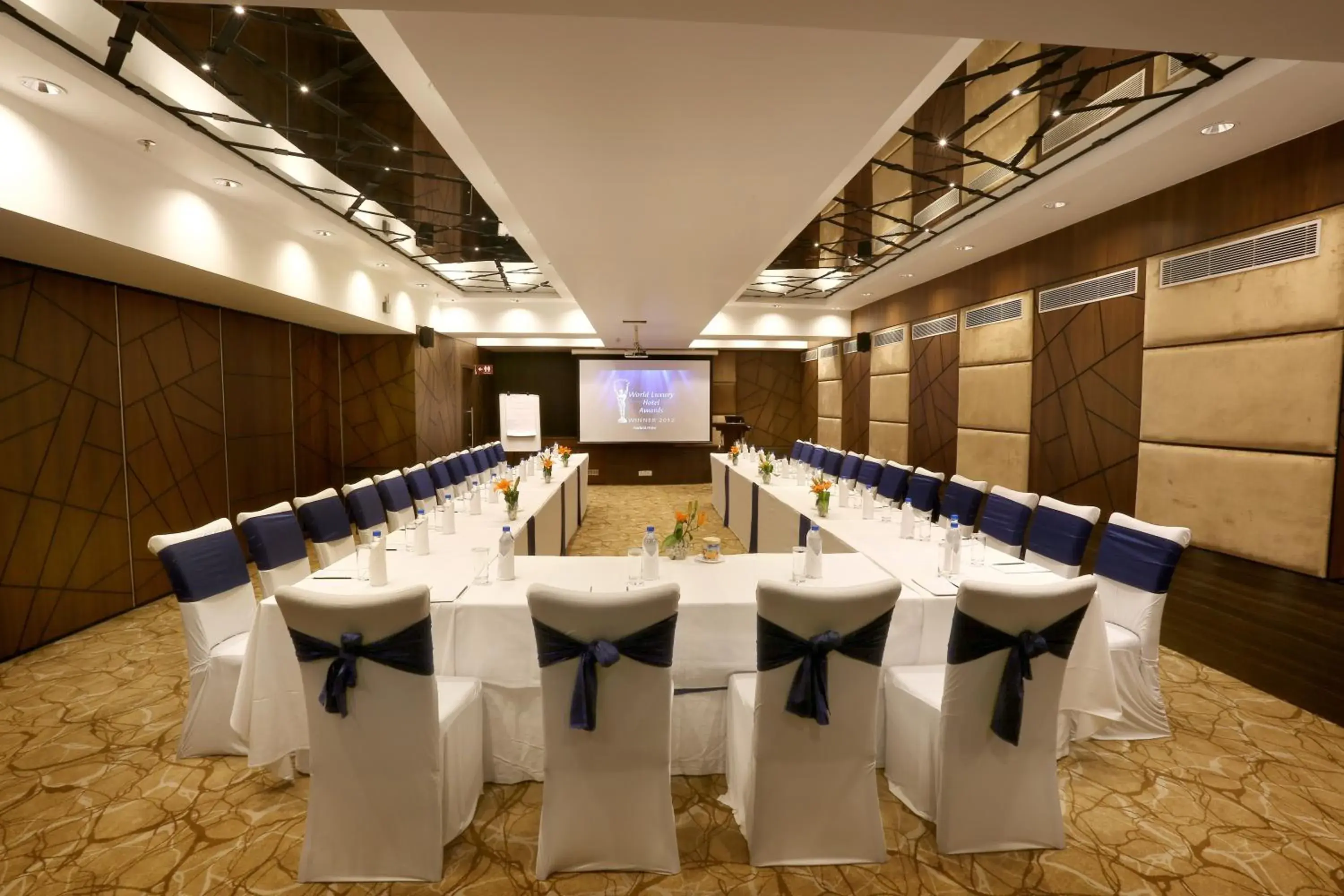 Banquet/Function facilities in Radisson Gurugram Sohna Road City Center