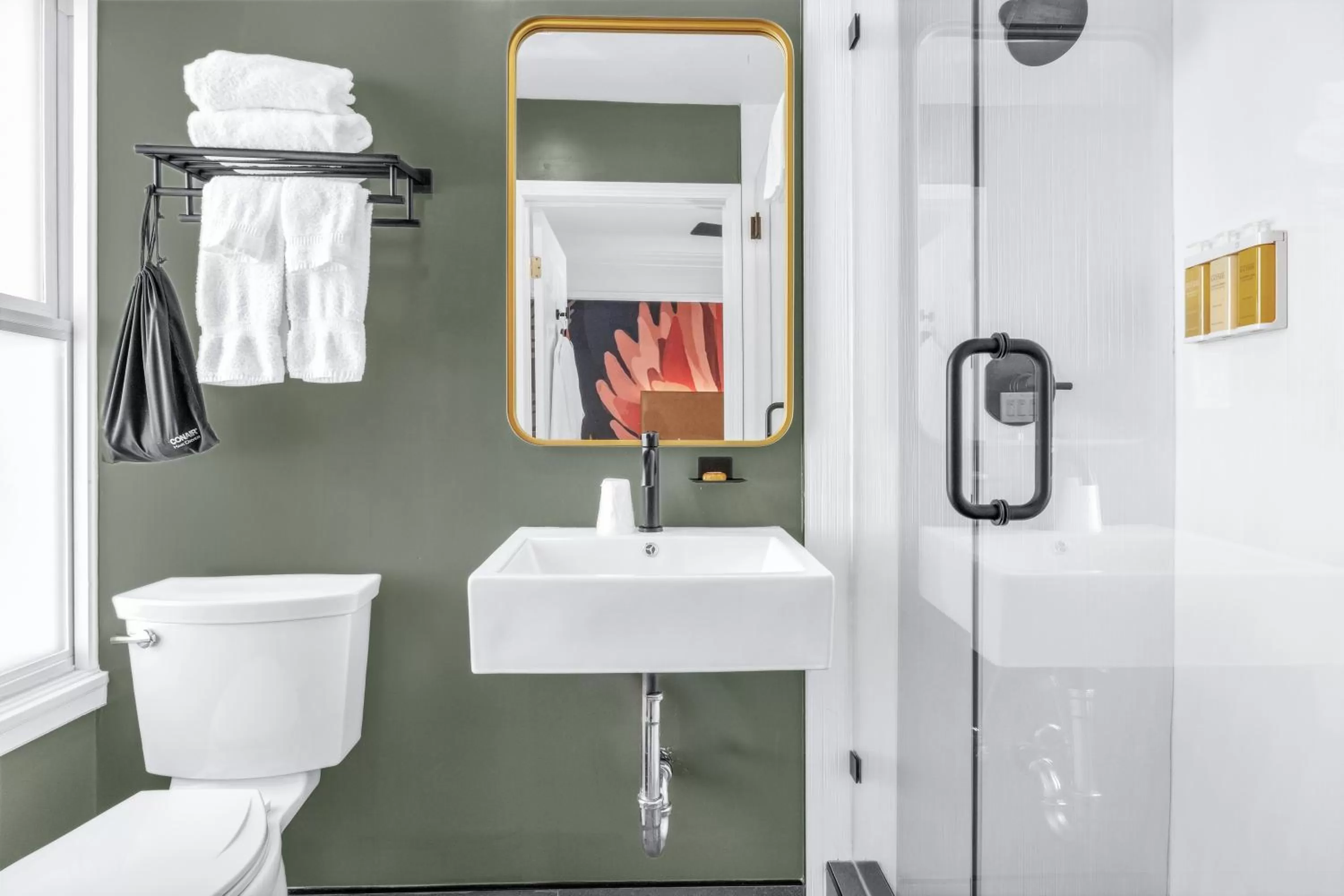 Bathroom in Nob Hill Hotel