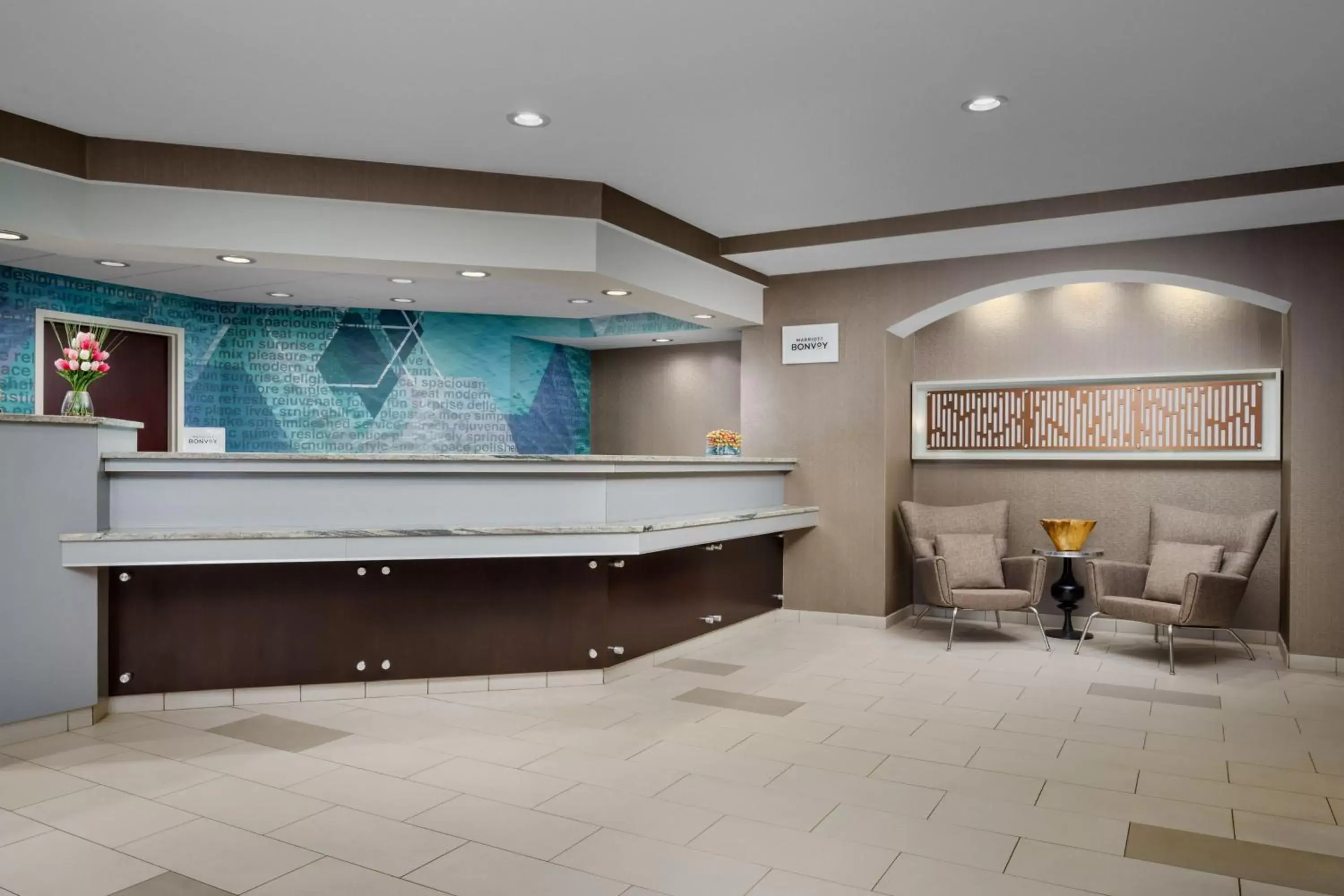 Property building in SpringHill Suites Manchester-Boston Regional Airport
