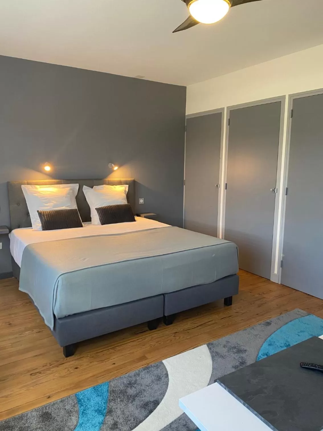 Bed in Avenue de la Gare