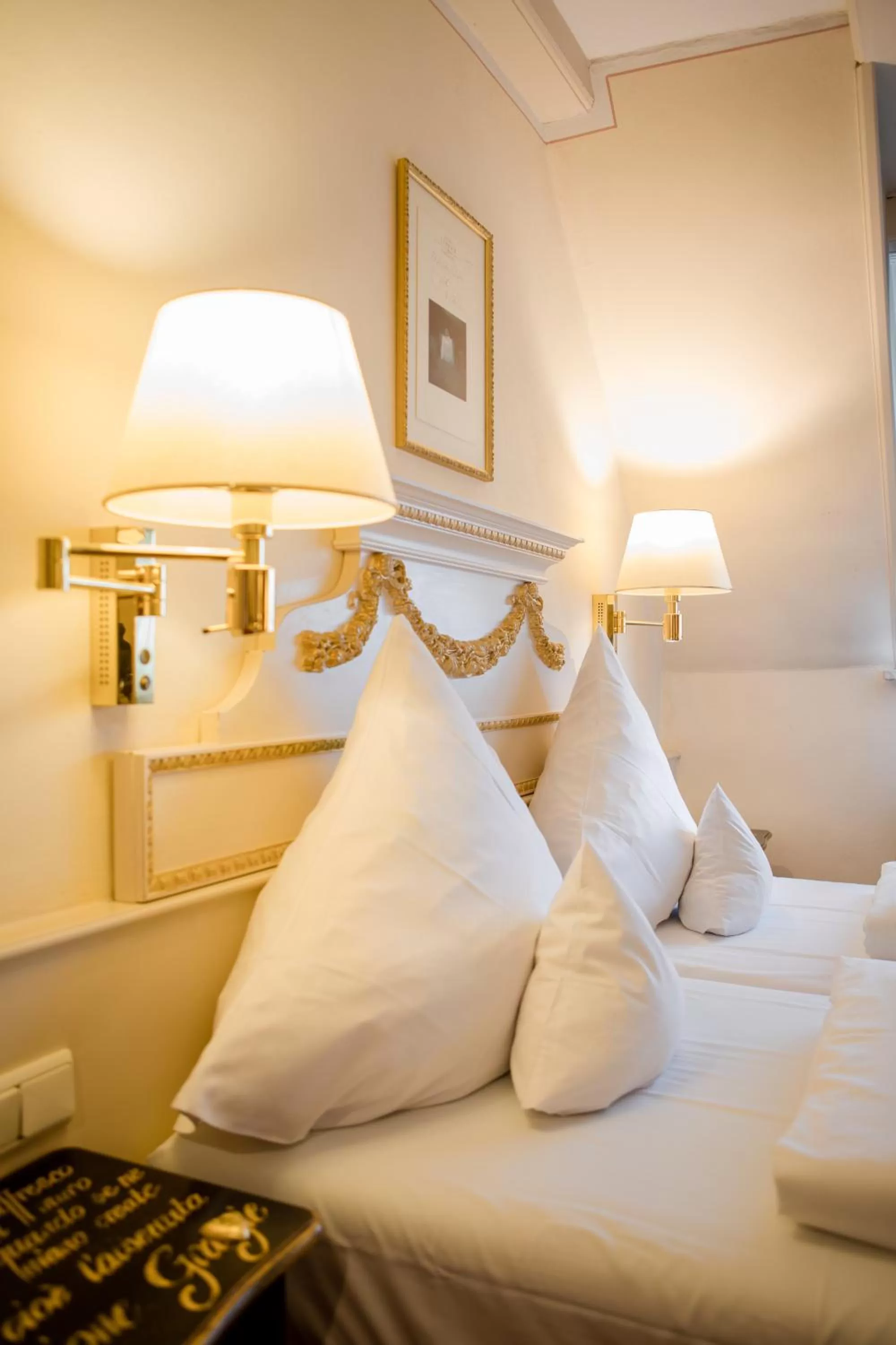 Bed in Simones Hotel Fürstenhof