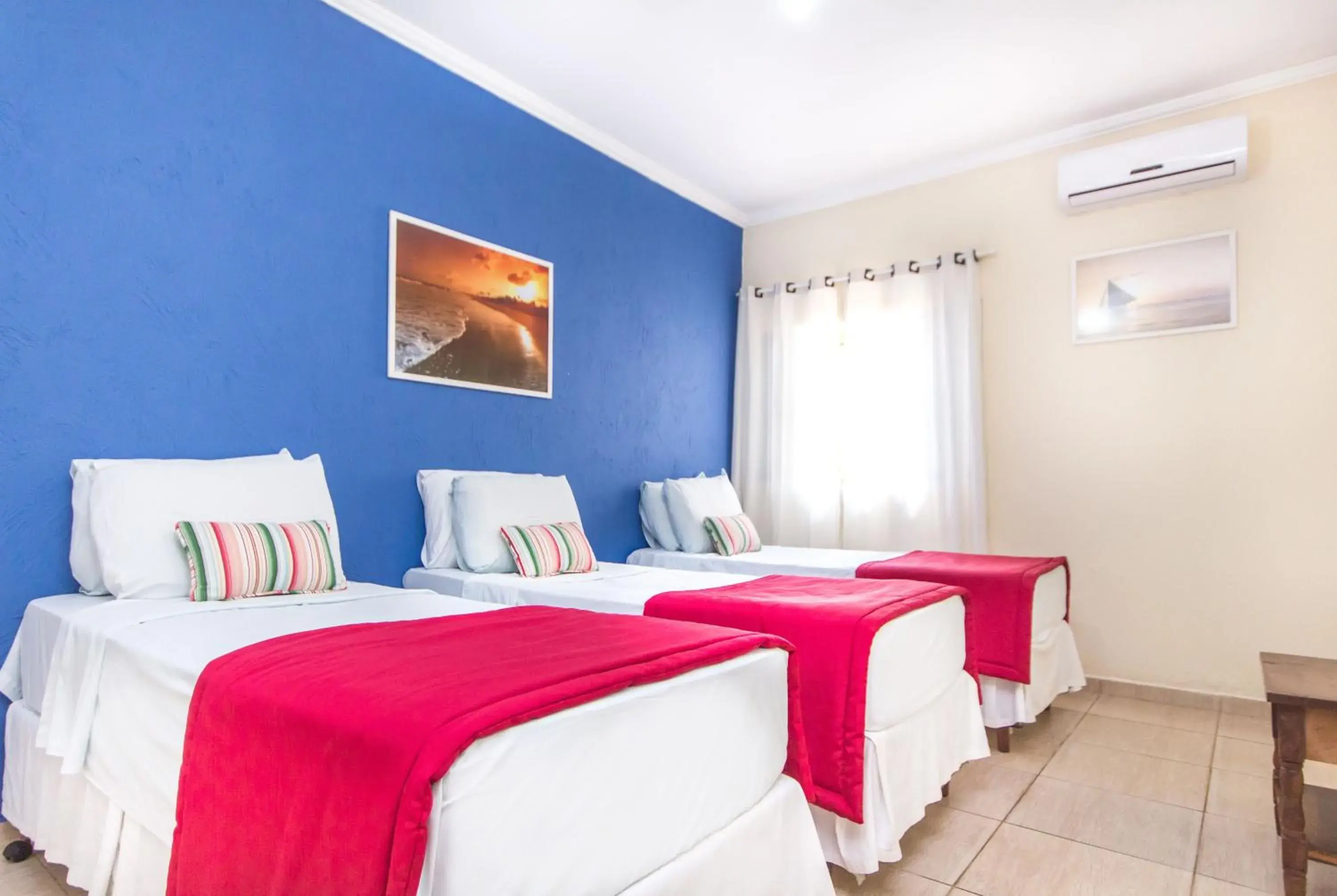 Family Suite (6 Adults) in Hotel Pousada Vivendas do Sol e Mar