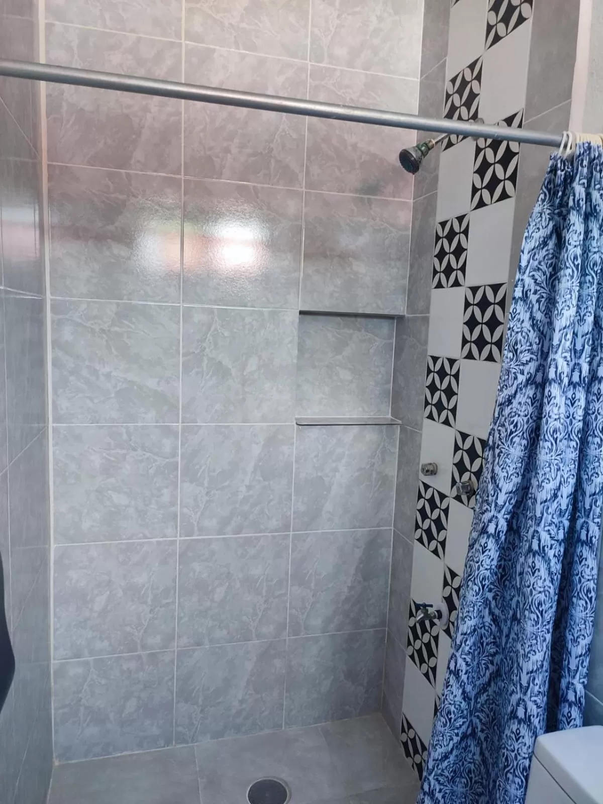 Shower, Bathroom in Hotel Rath