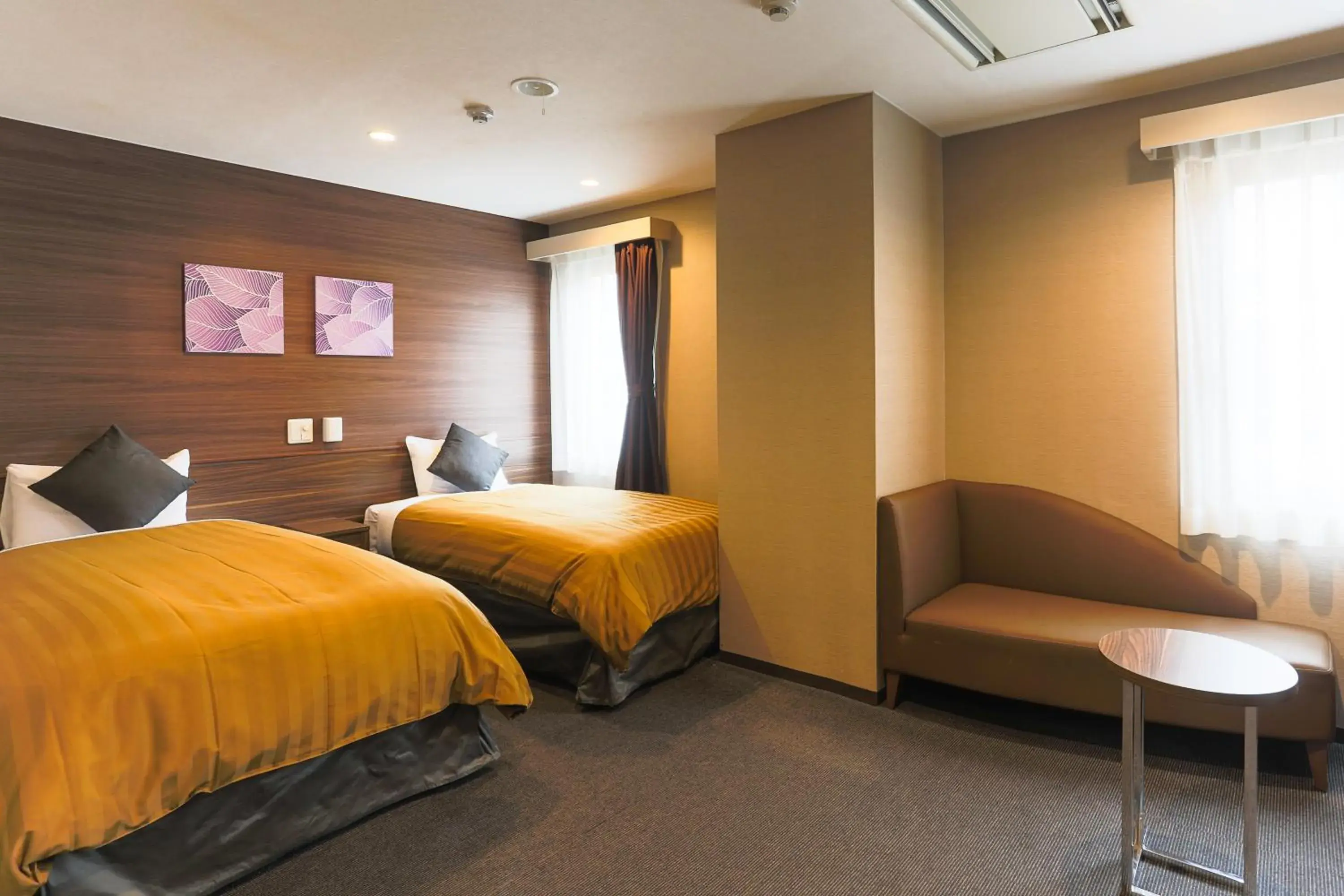 Hollywood Twin Room - single occupancy - Non-Smoking in Sun Royal Kawasaki Hollywood Twin Room - single occupancy - Non-Smoking in Sun Royal Kawasaki