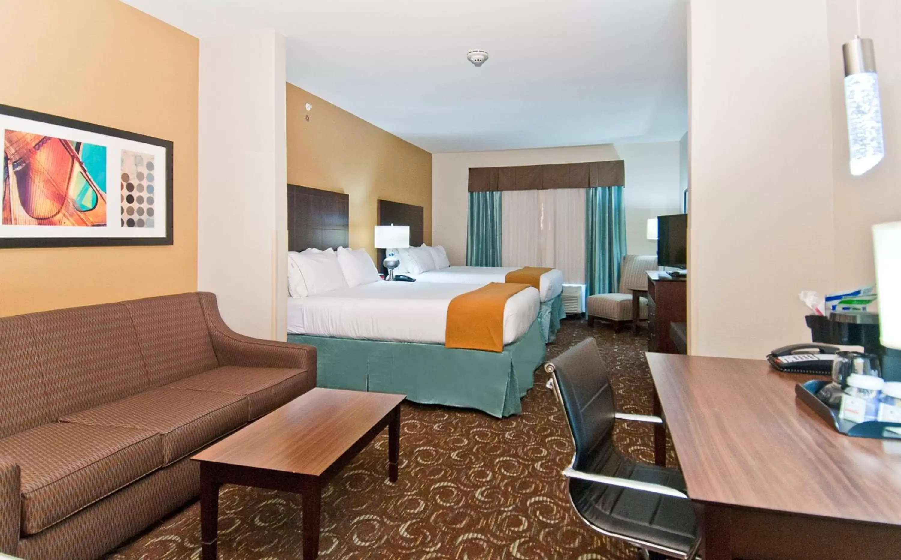 Photo of the whole room in Holiday Inn Express & Suites San Antonio SE by AT&T Center, an IHG Hotel