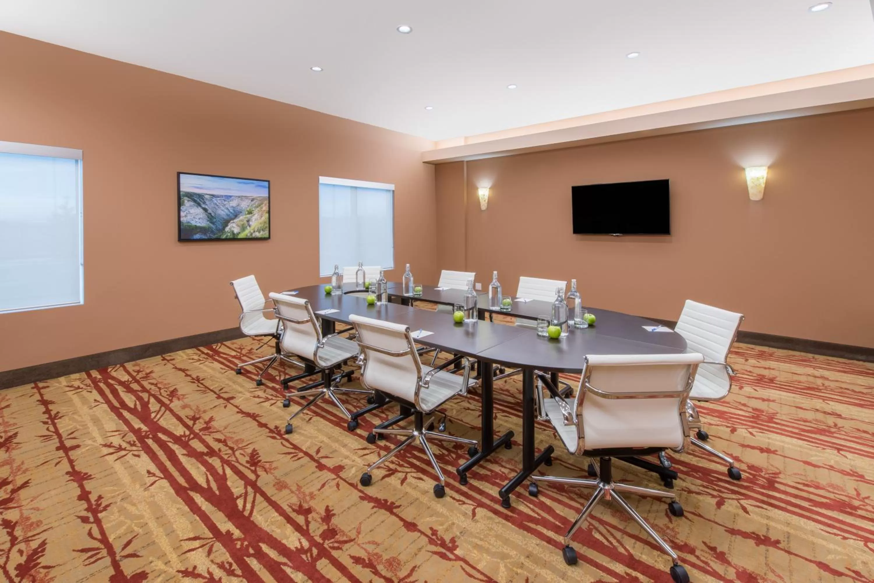 Business facilities in Hotel 11, MOD A Sonesta Collection