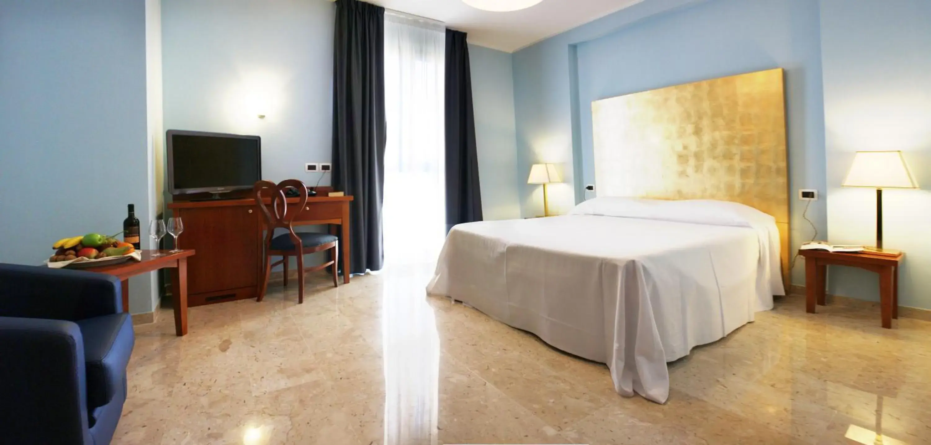 Superior Double Room with Terrace and Spa Access in Hotel Terme Marine Leopoldo Ii