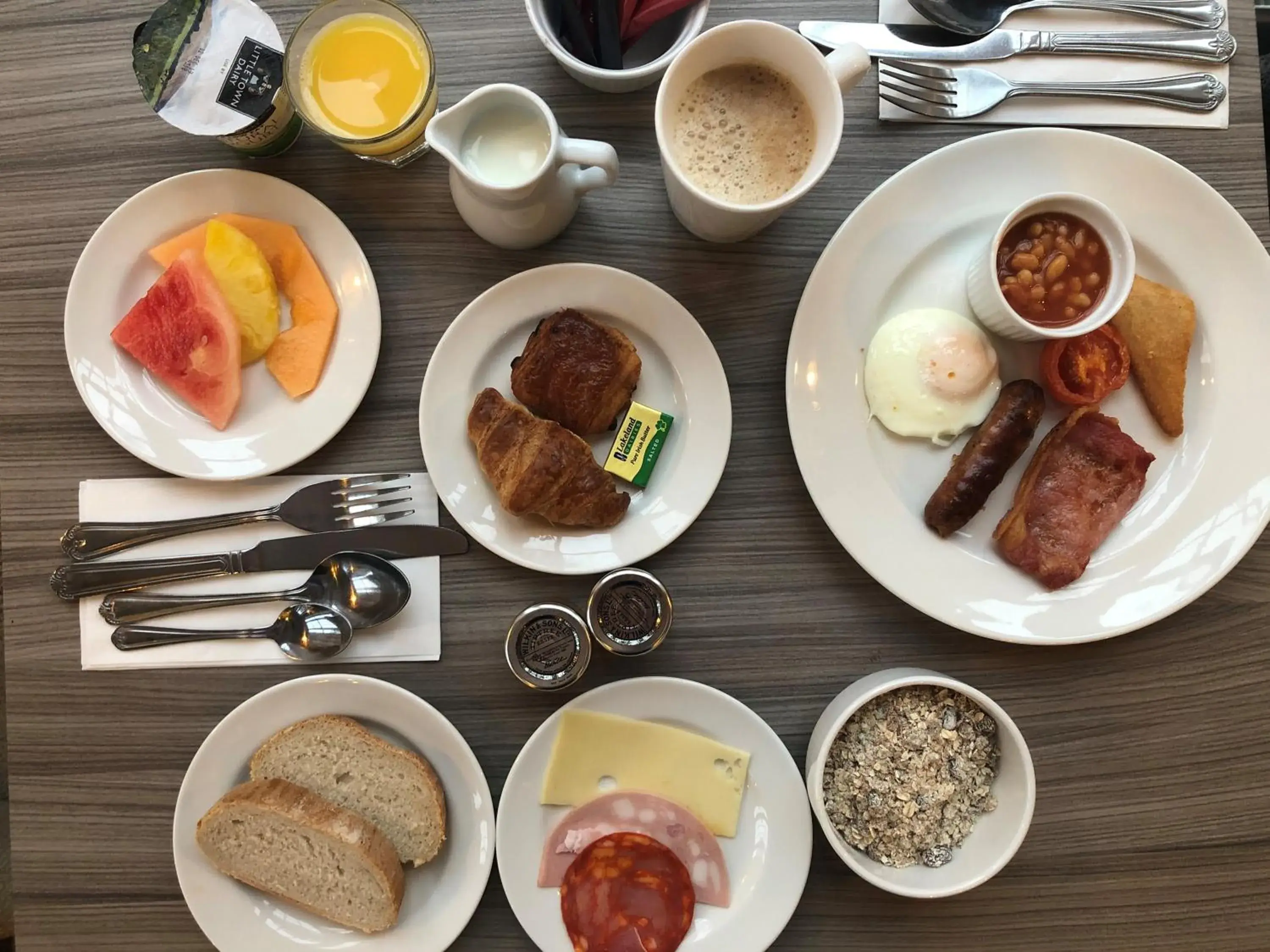 Breakfast in Shrigley Hall Hotel, Golf & Country Club