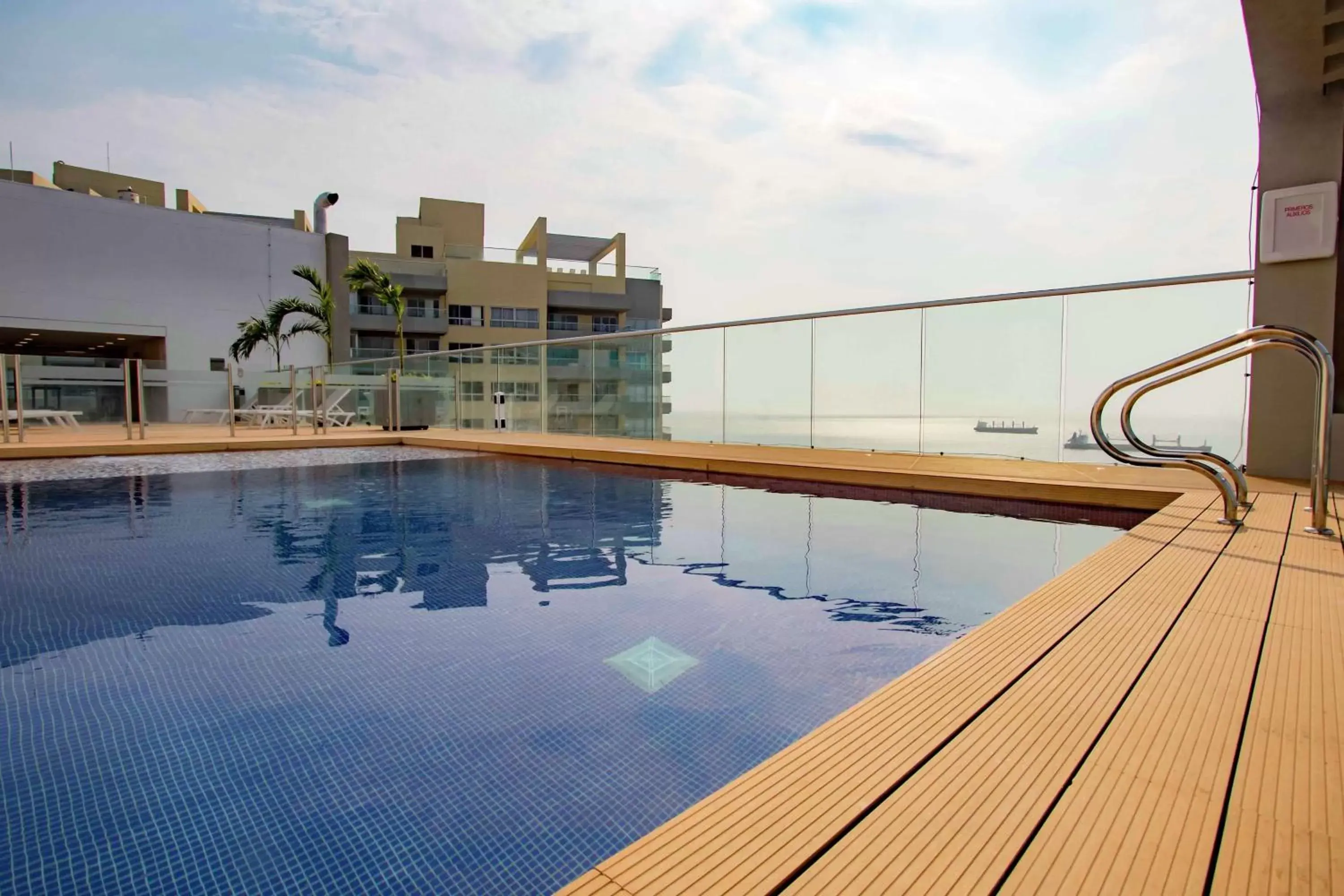 Swimming Pool in Hilton Garden Inn Santa Marta