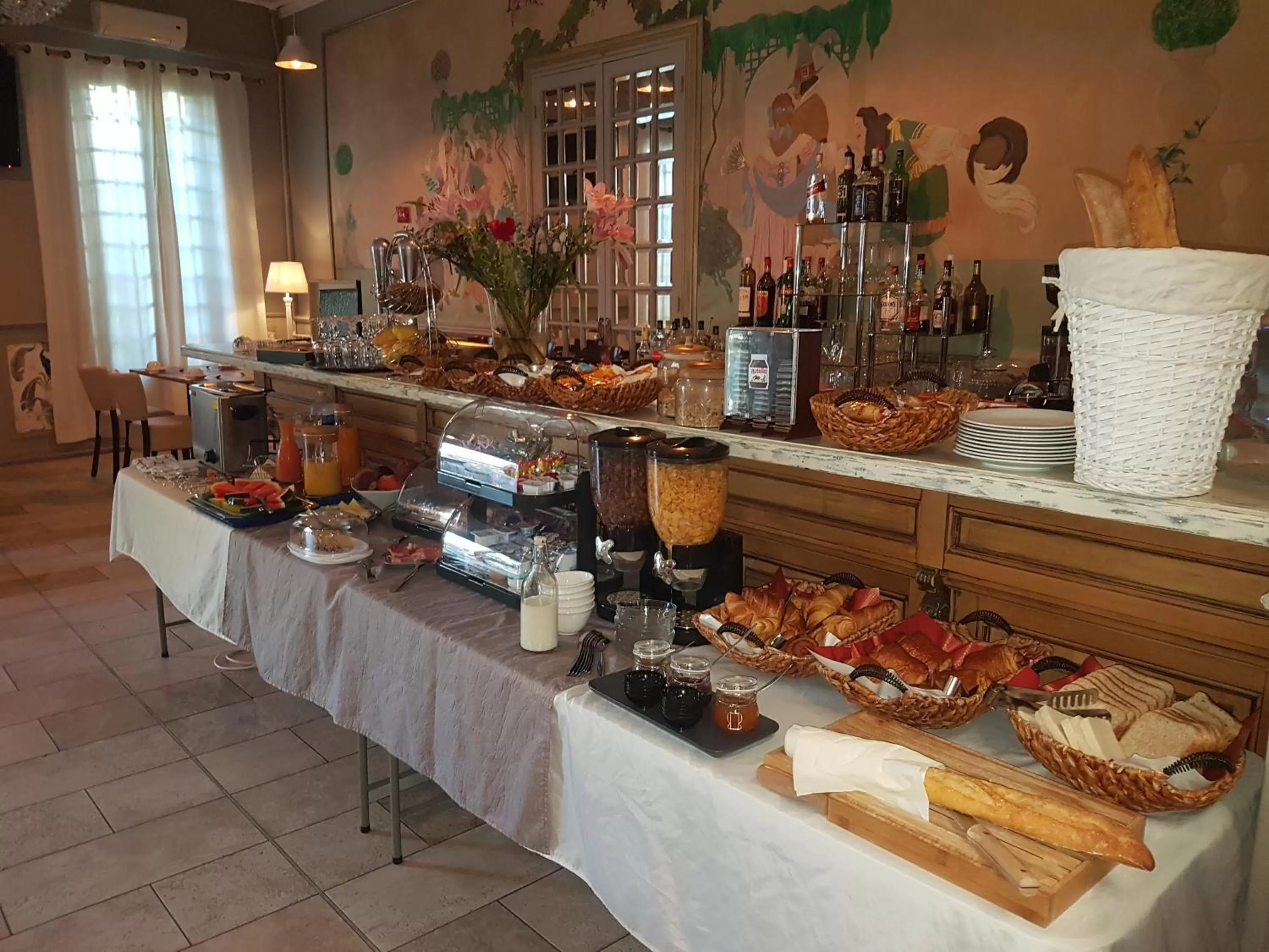 Breakfast in Le Grand Hôtel Molière