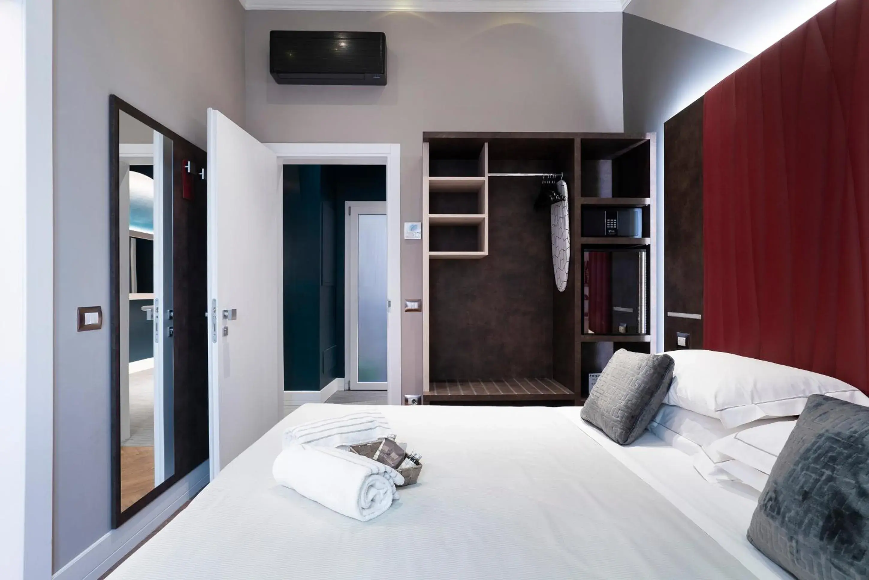 Bedroom, Bed in Artemide Guest House
