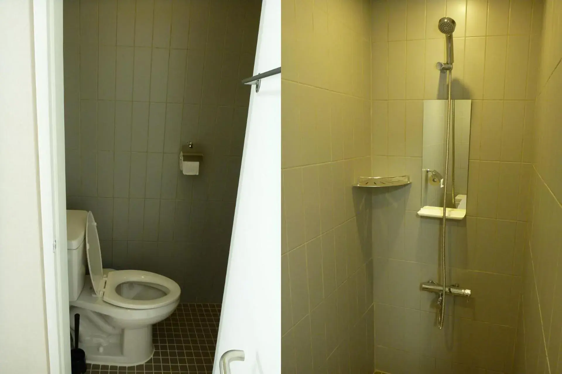 Bathroom in Inside Busan Hostel