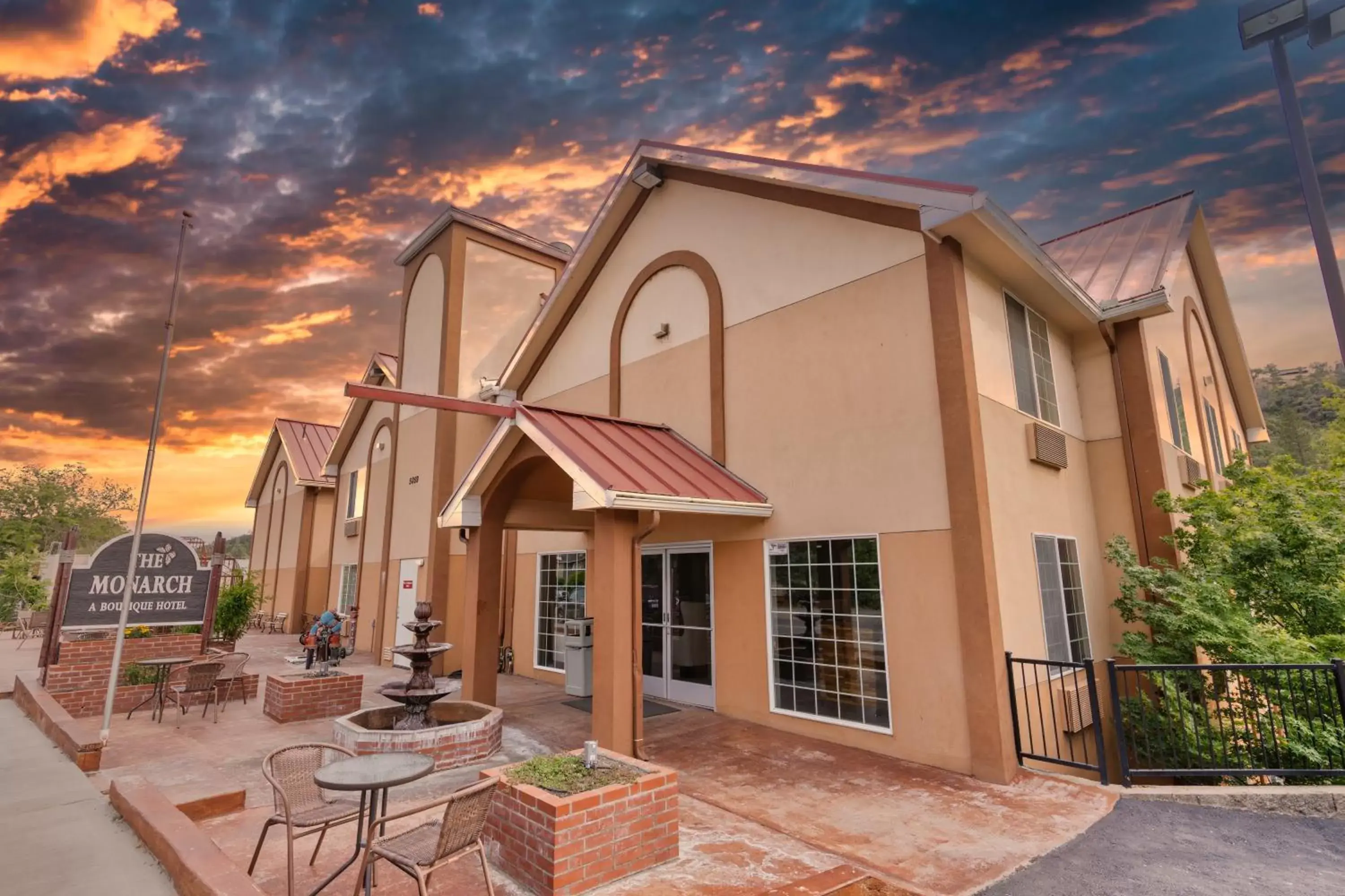 Property Building in The Monarch Inn