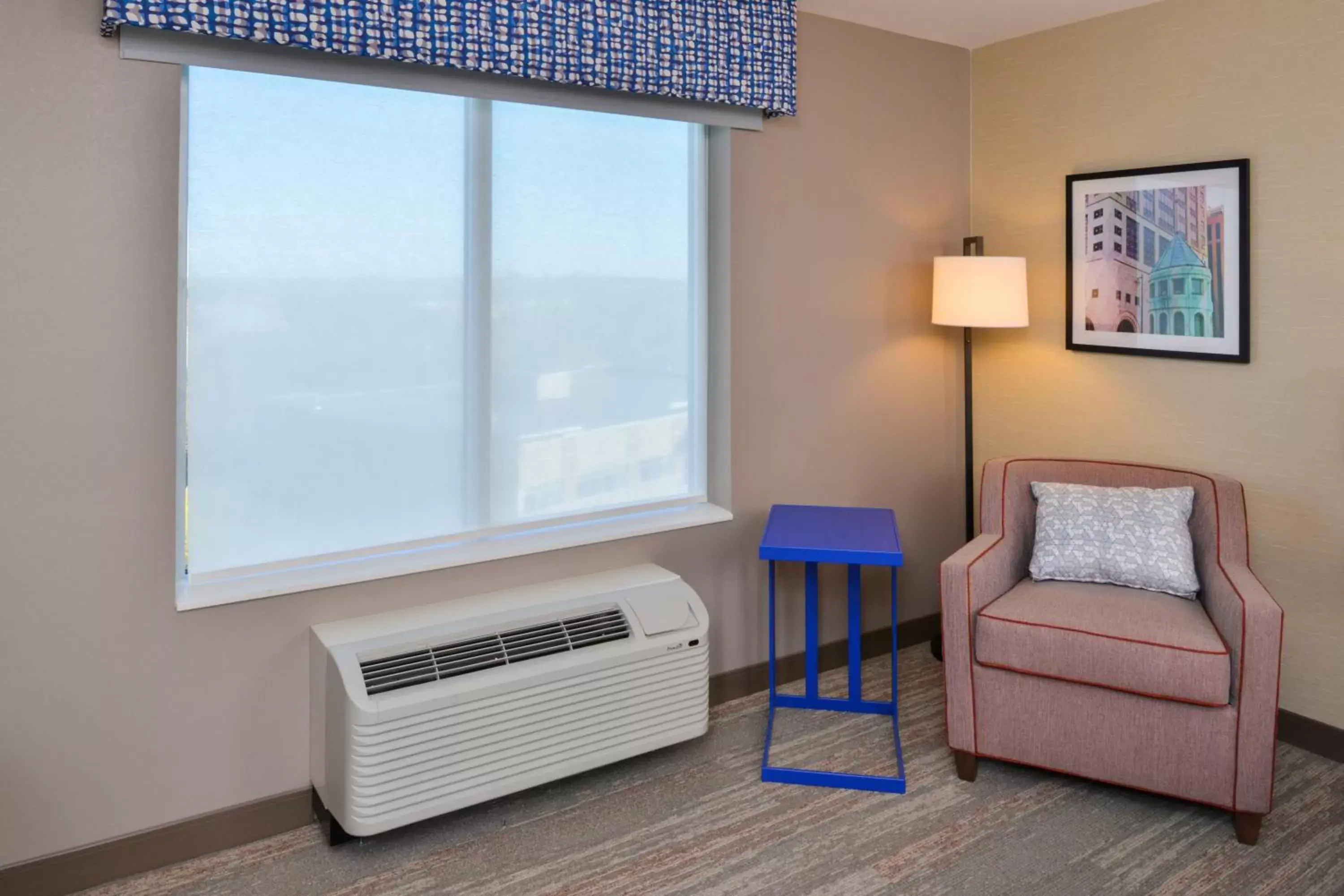 Seating area in Hampton Inn Lakeville Minneapolis, Mn