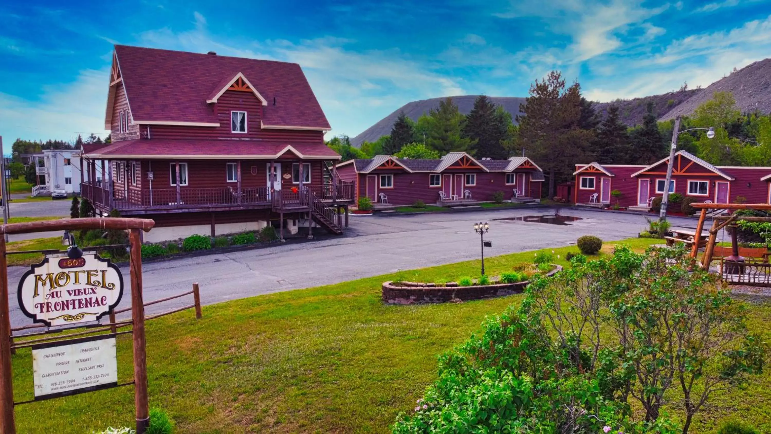 Property Building in Motel Au Vieux Frontenac