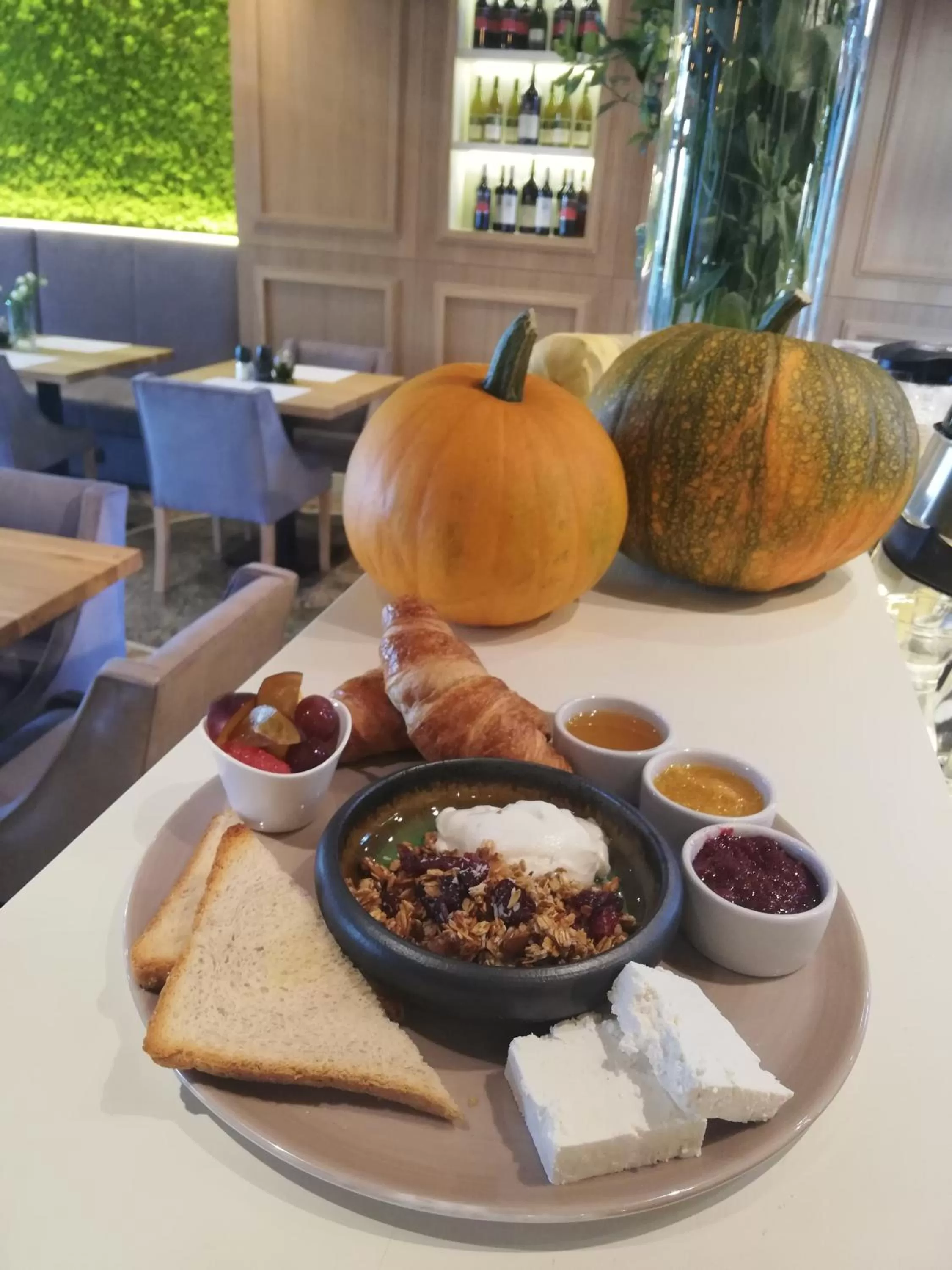 Breakfast in Villa Palladium