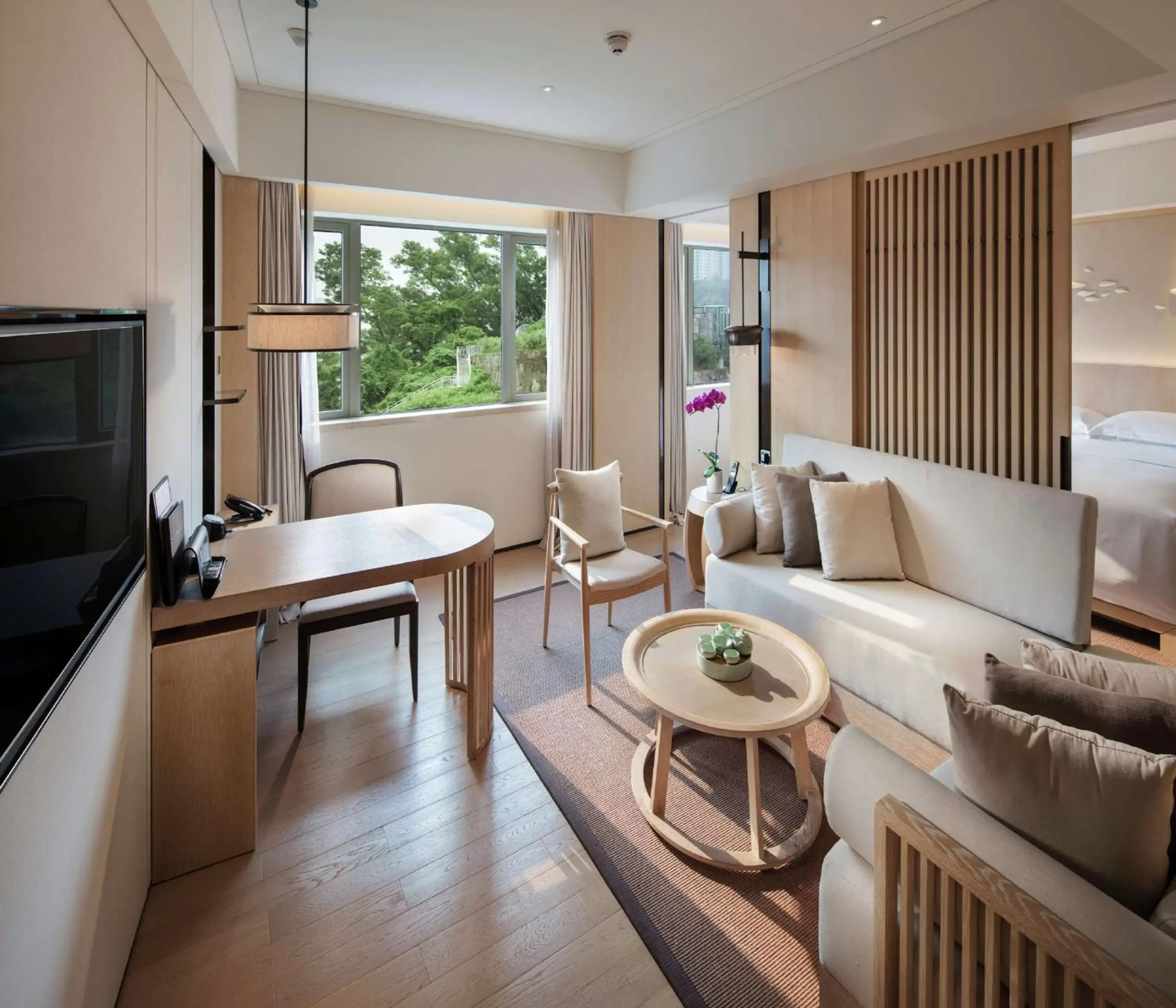 Bedroom, Seating Area in Hilton Shenzhen Shekou Nanhai