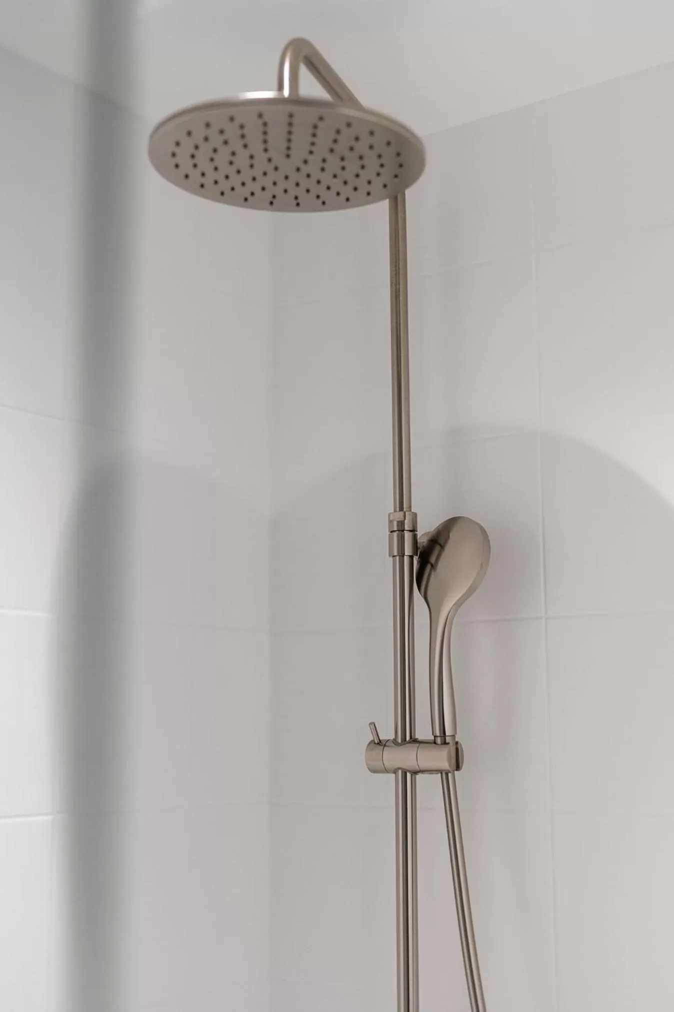 Shower in Villars Palace