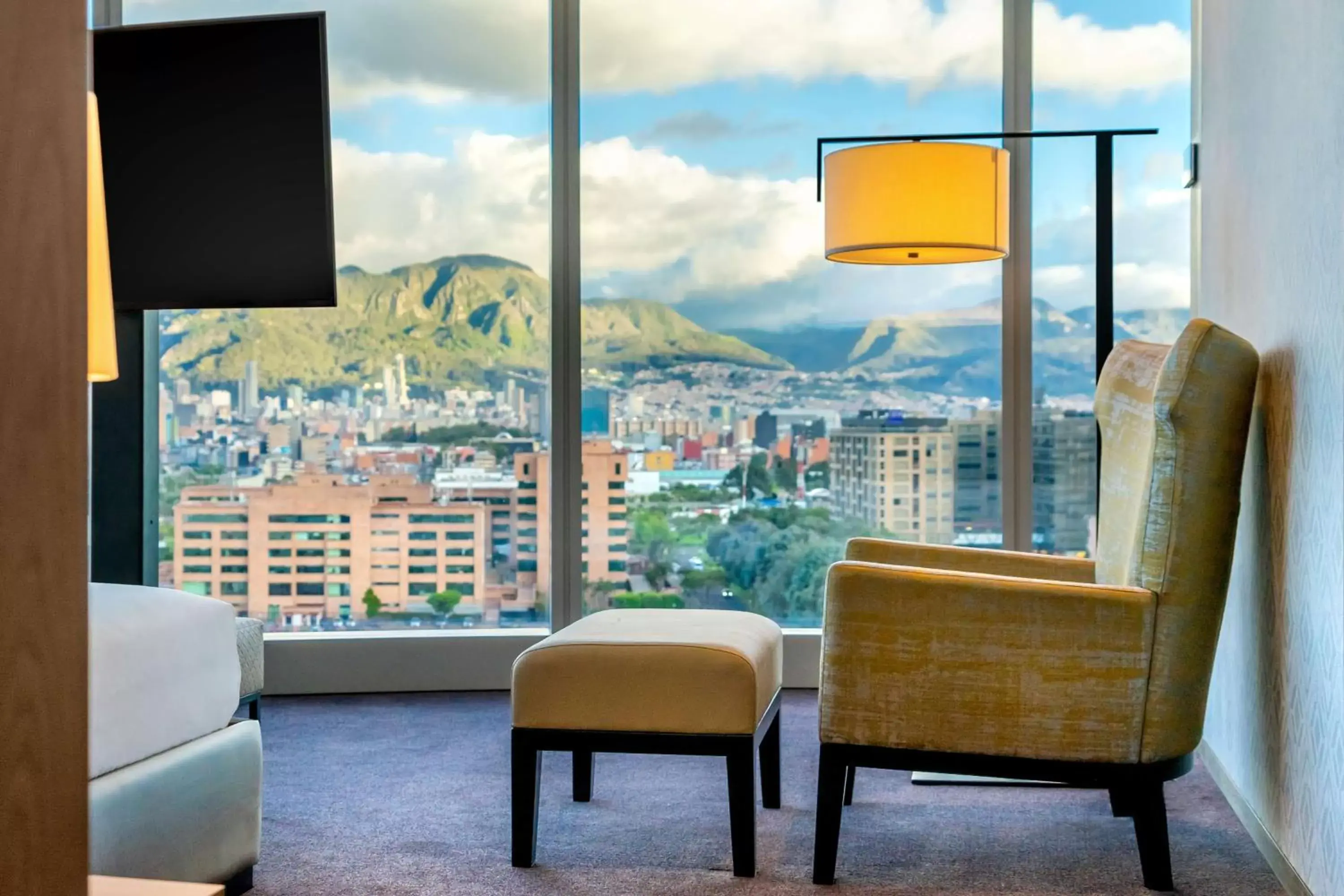 Photo of the whole room in Grand Hyatt Bogota