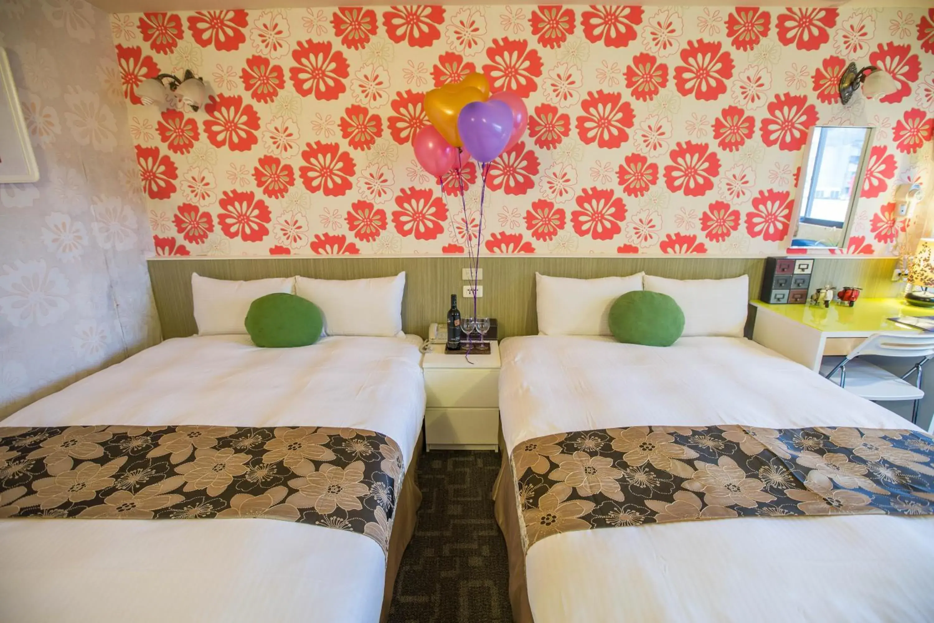 Bed in Ximen Relite Hotel