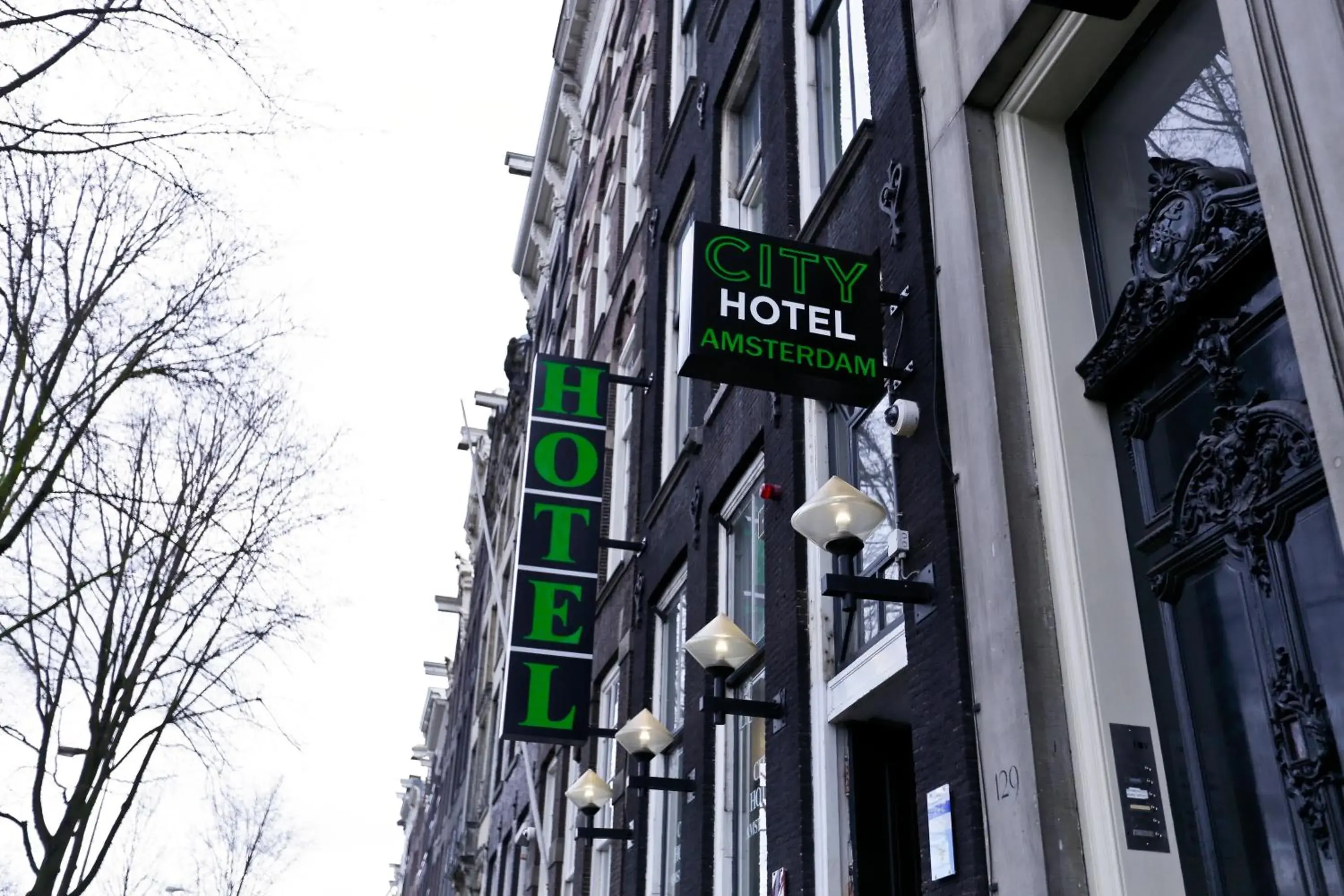 Facade/entrance, Property Building in City Hotel Amsterdam