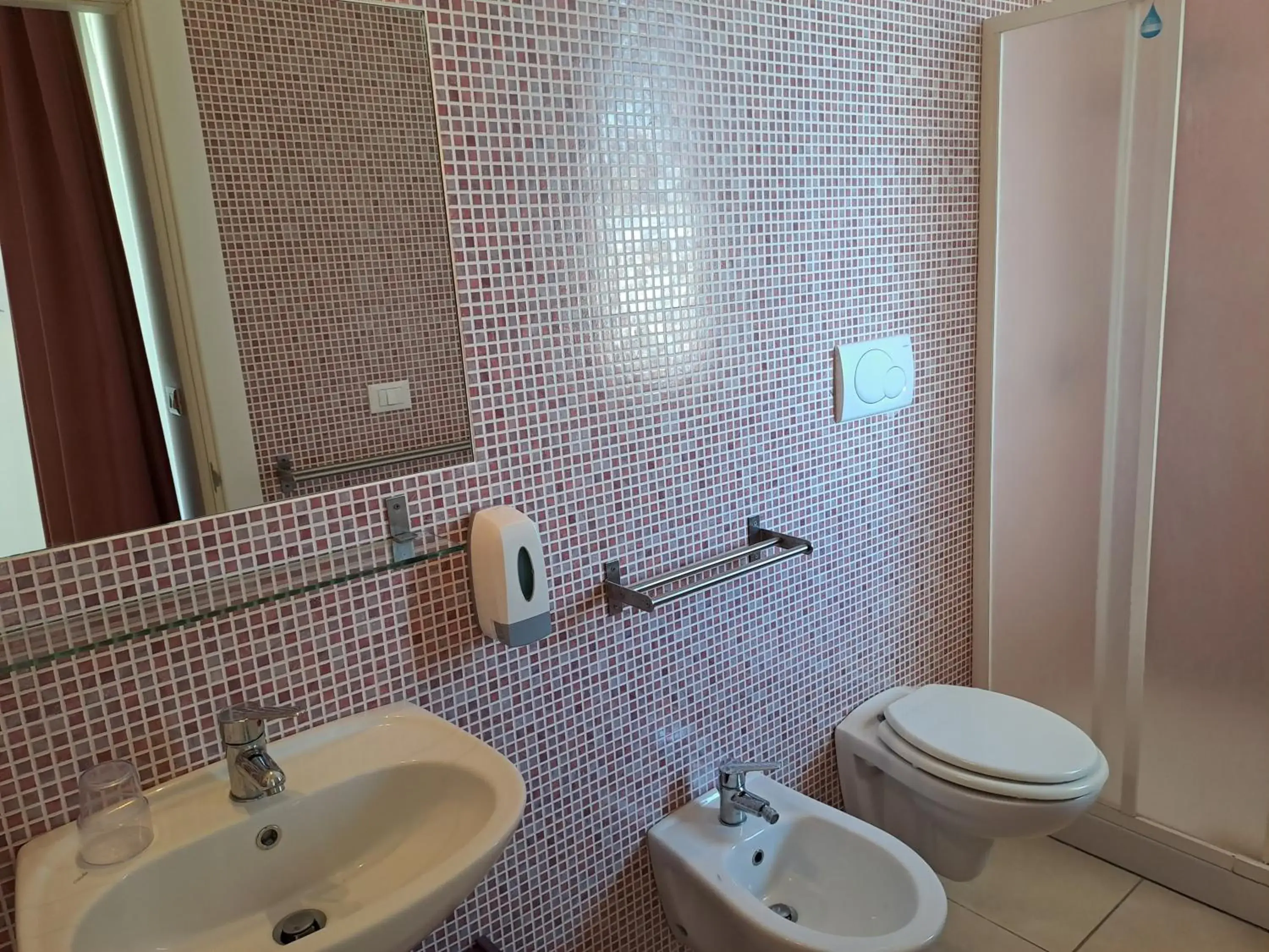 Bathroom in Hotel La Punta