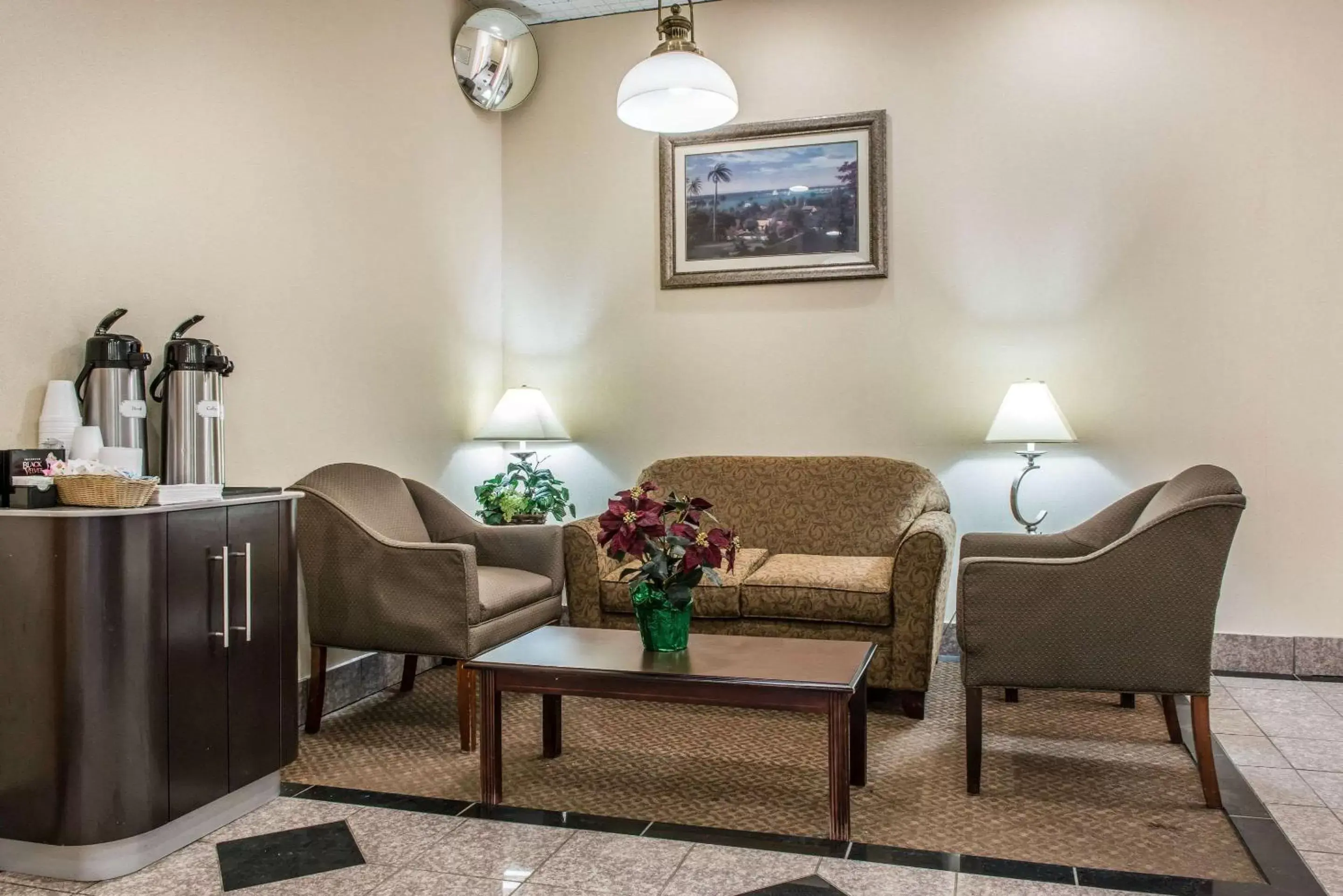 Lobby or reception, Seating Area in Quality Inn & Suites Fairview