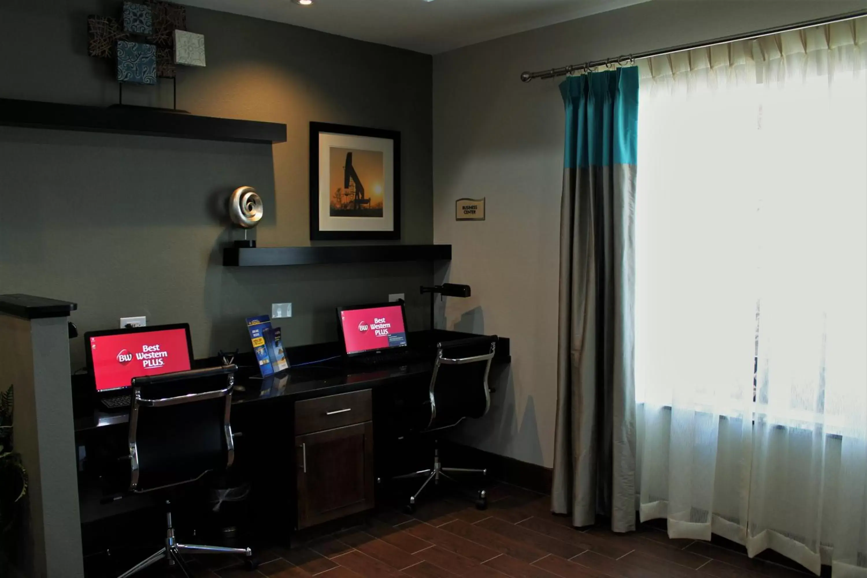 TV and multimedia, TV/Entertainment Center in Best Western Plus Denver City Hotel & Suites