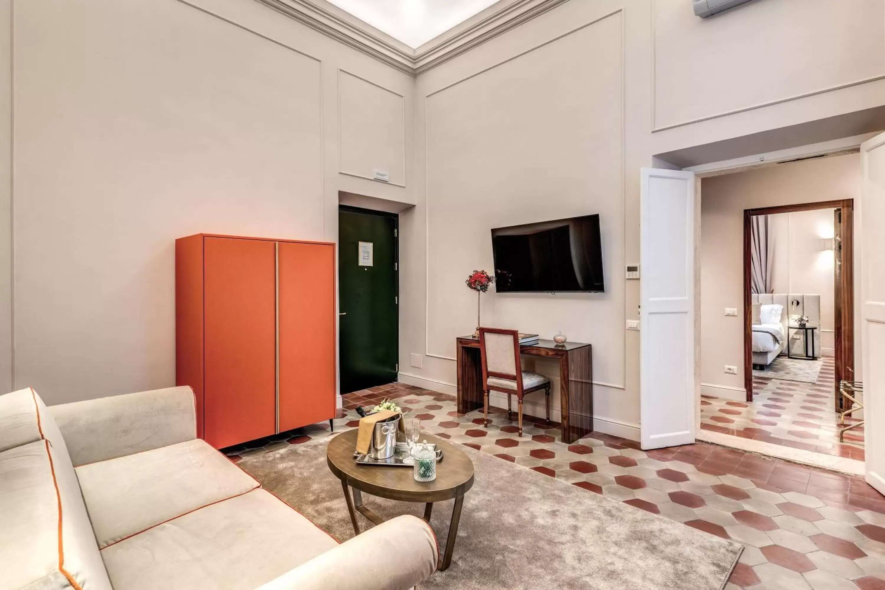 Living room, Seating Area in Eitch Borromini Palazzo Pamphilj