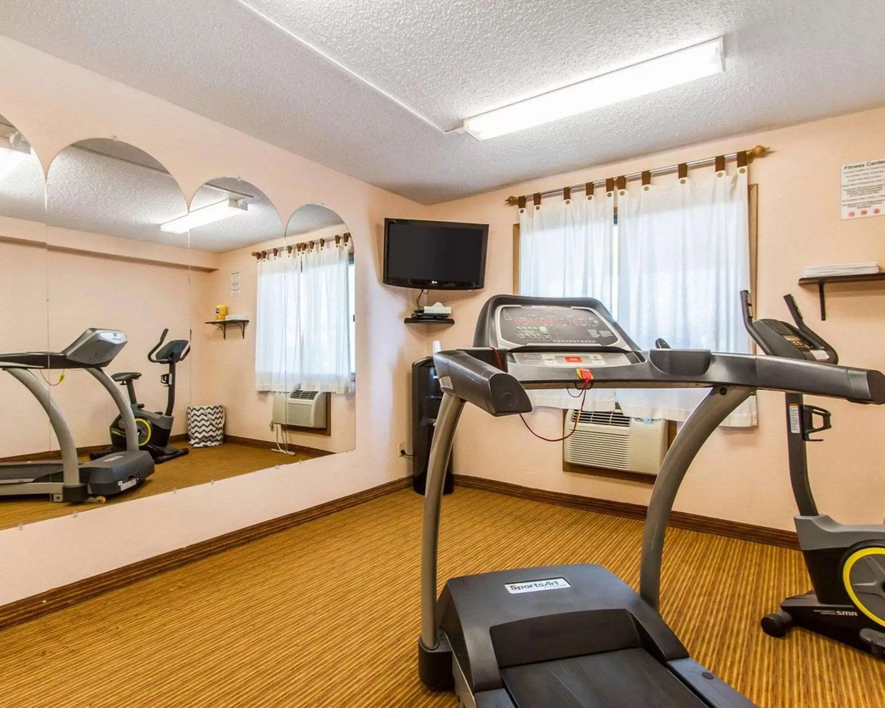 Fitness centre/facilities, Fitness Center/Facilities in Quality Inn & Suites Ottumwa