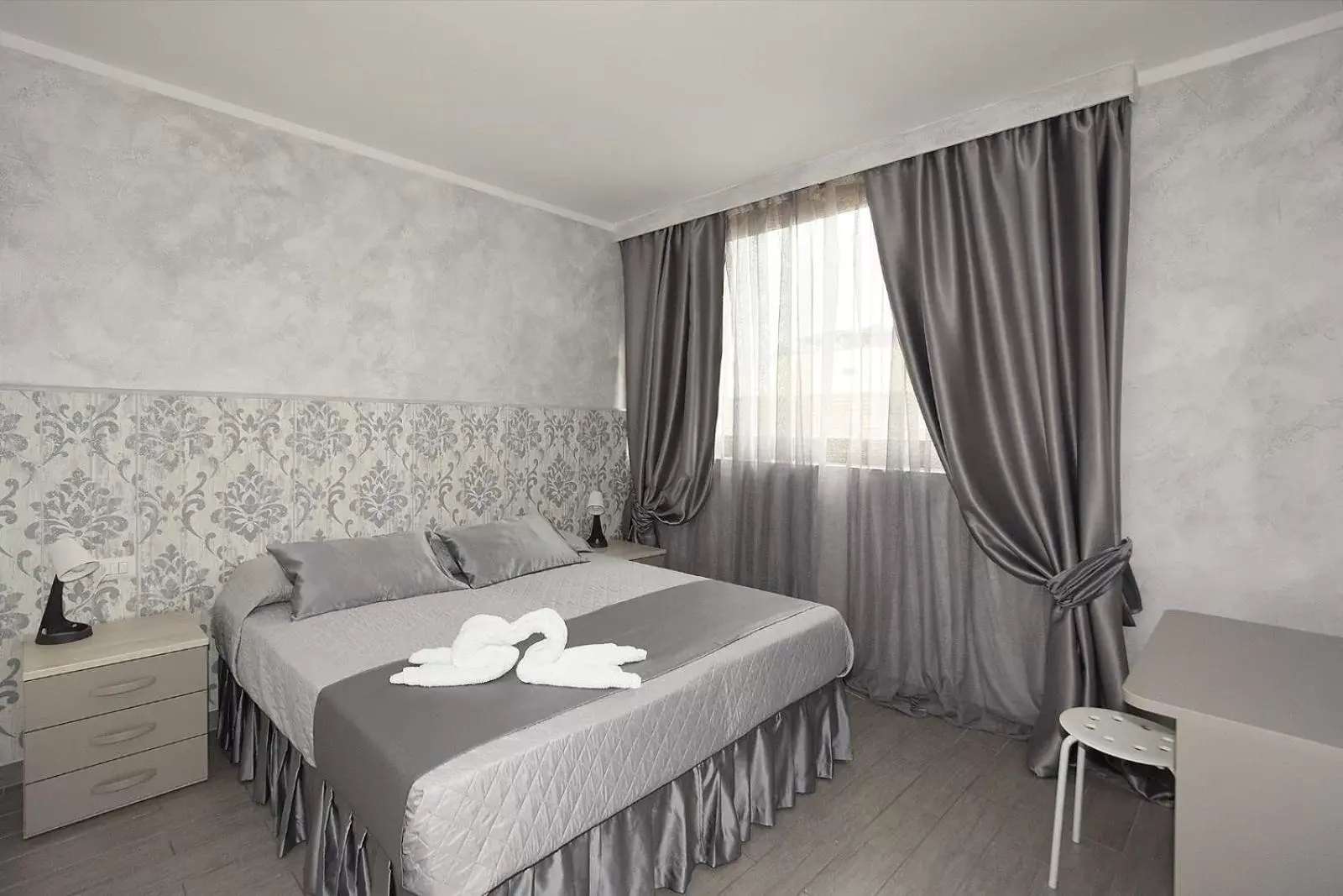 Bedroom, Bed in ILLUVIA affitto camere