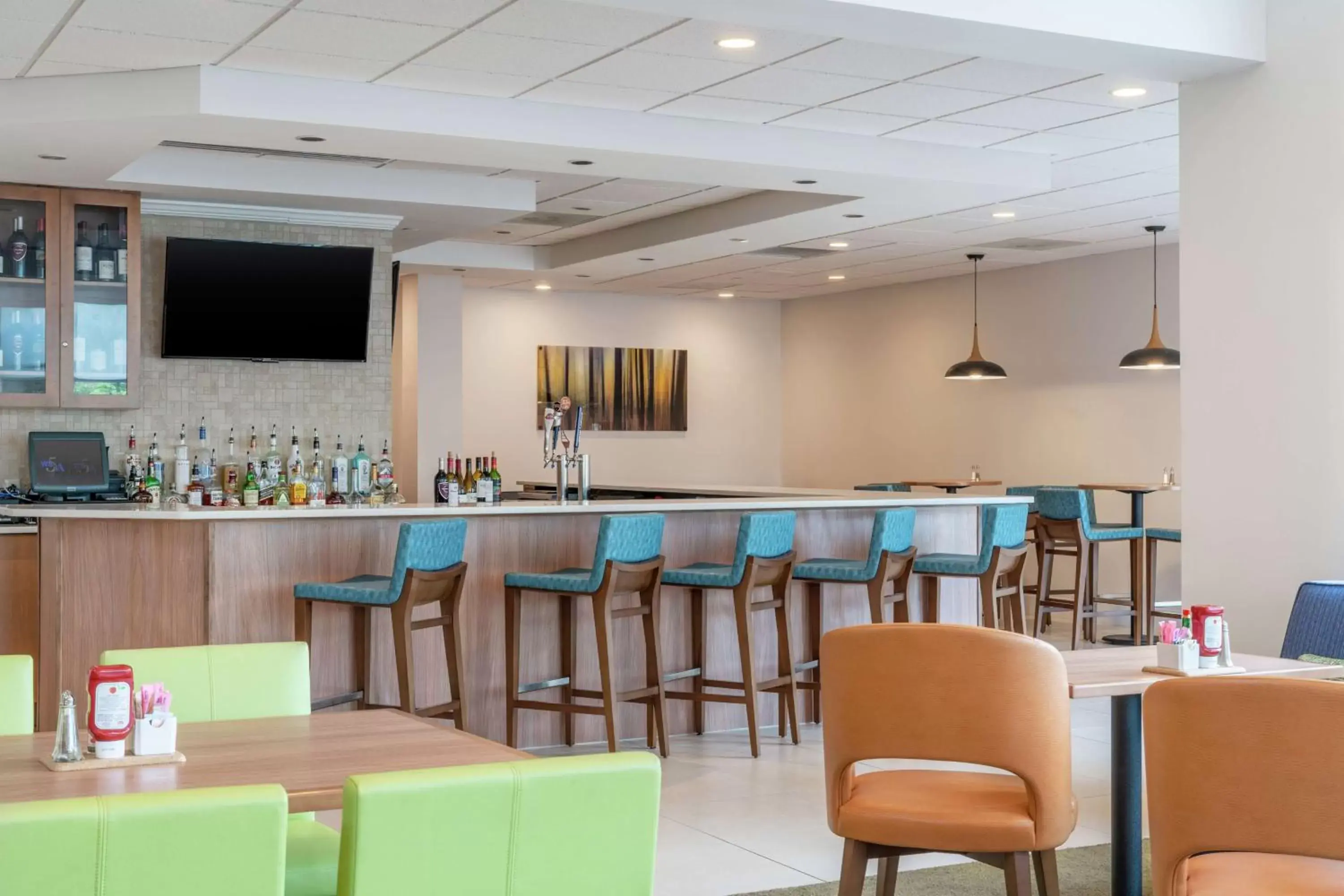 Lounge or bar, Lounge/Bar in Hilton Garden Inn Morgantown